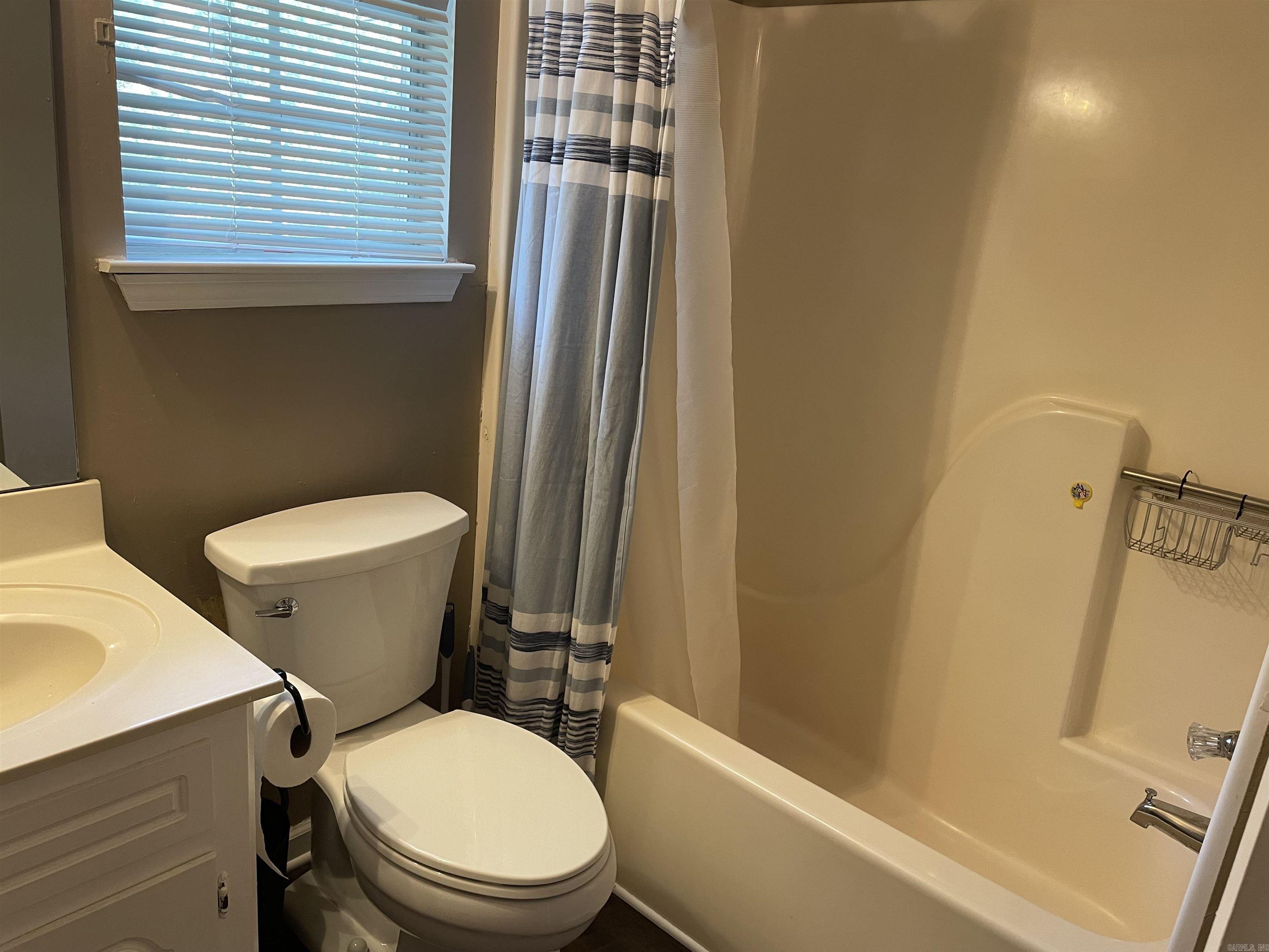 WOODLAND HILLS - Residential