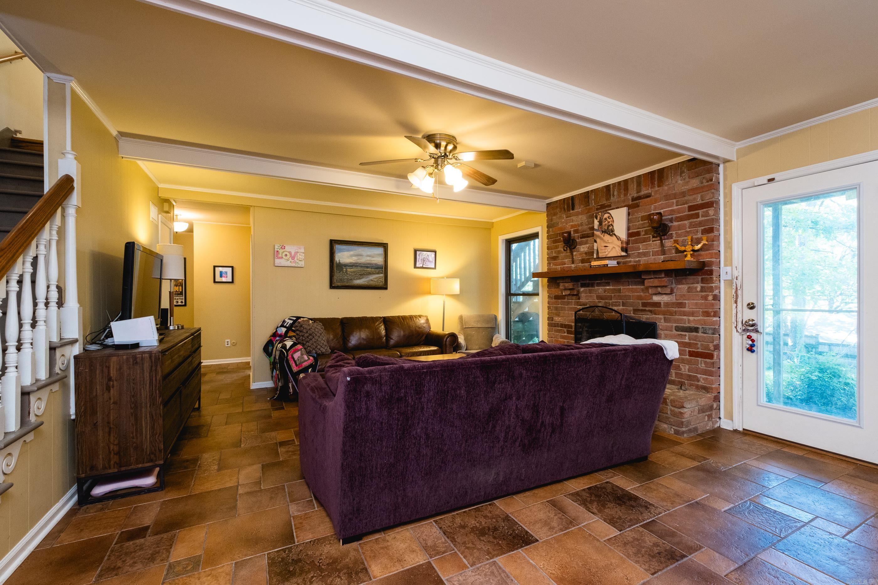 North Leawood Manor - Residential