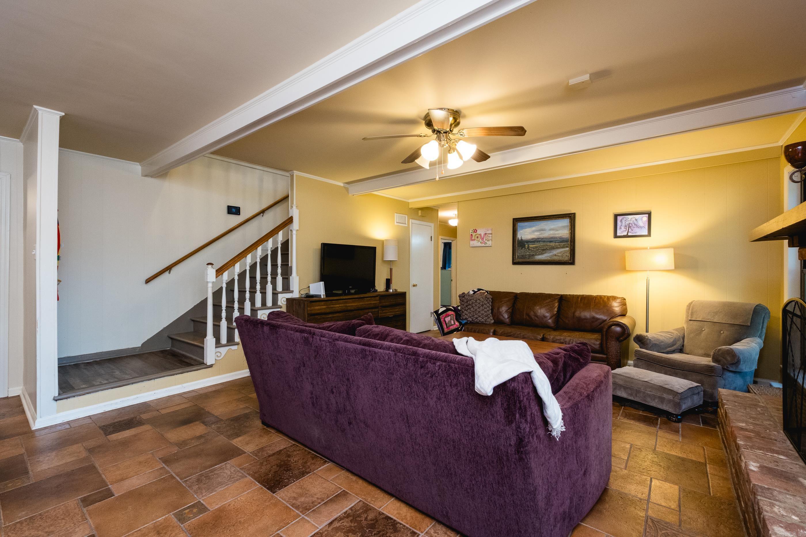 North Leawood Manor - Residential