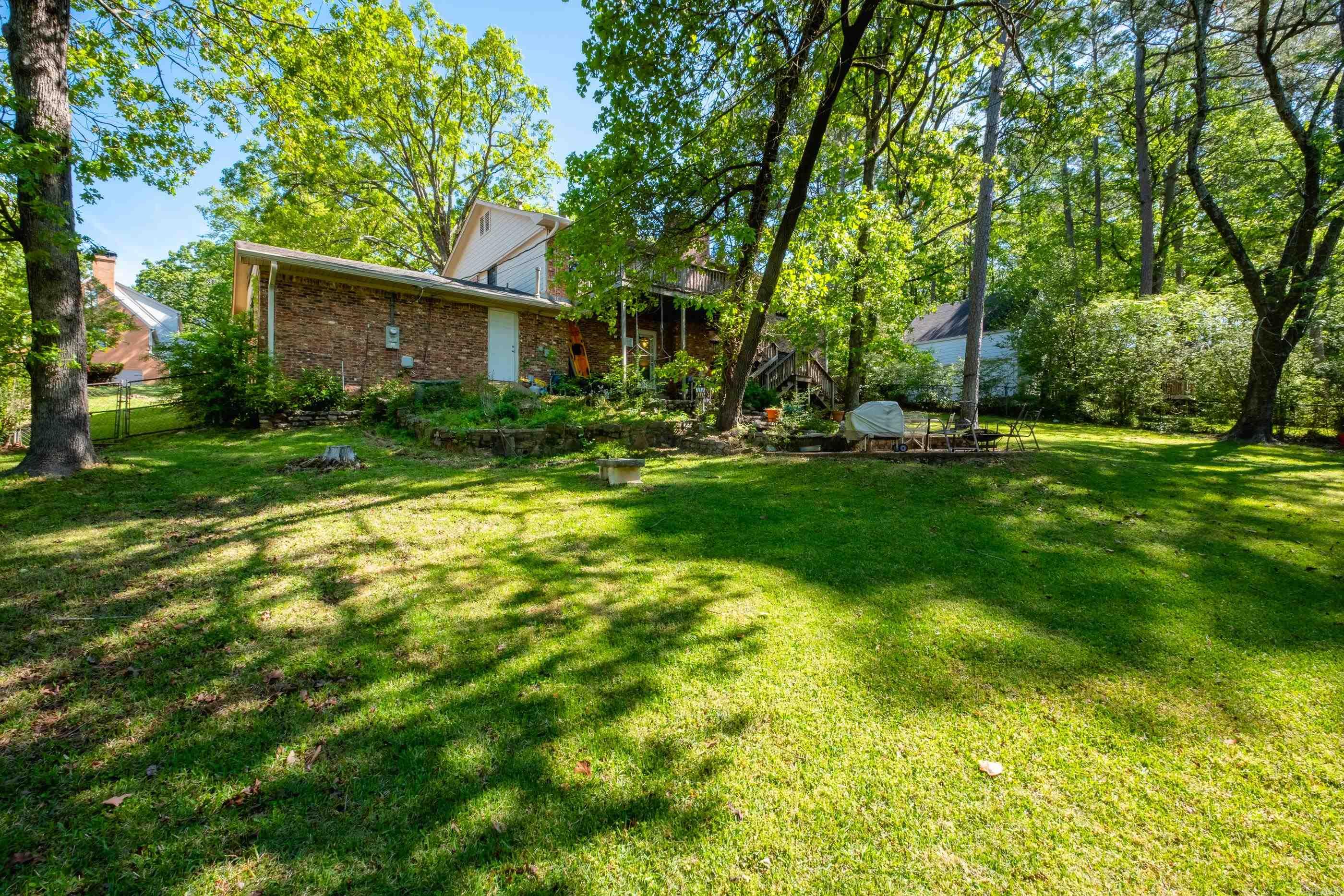 North Leawood Manor - Residential