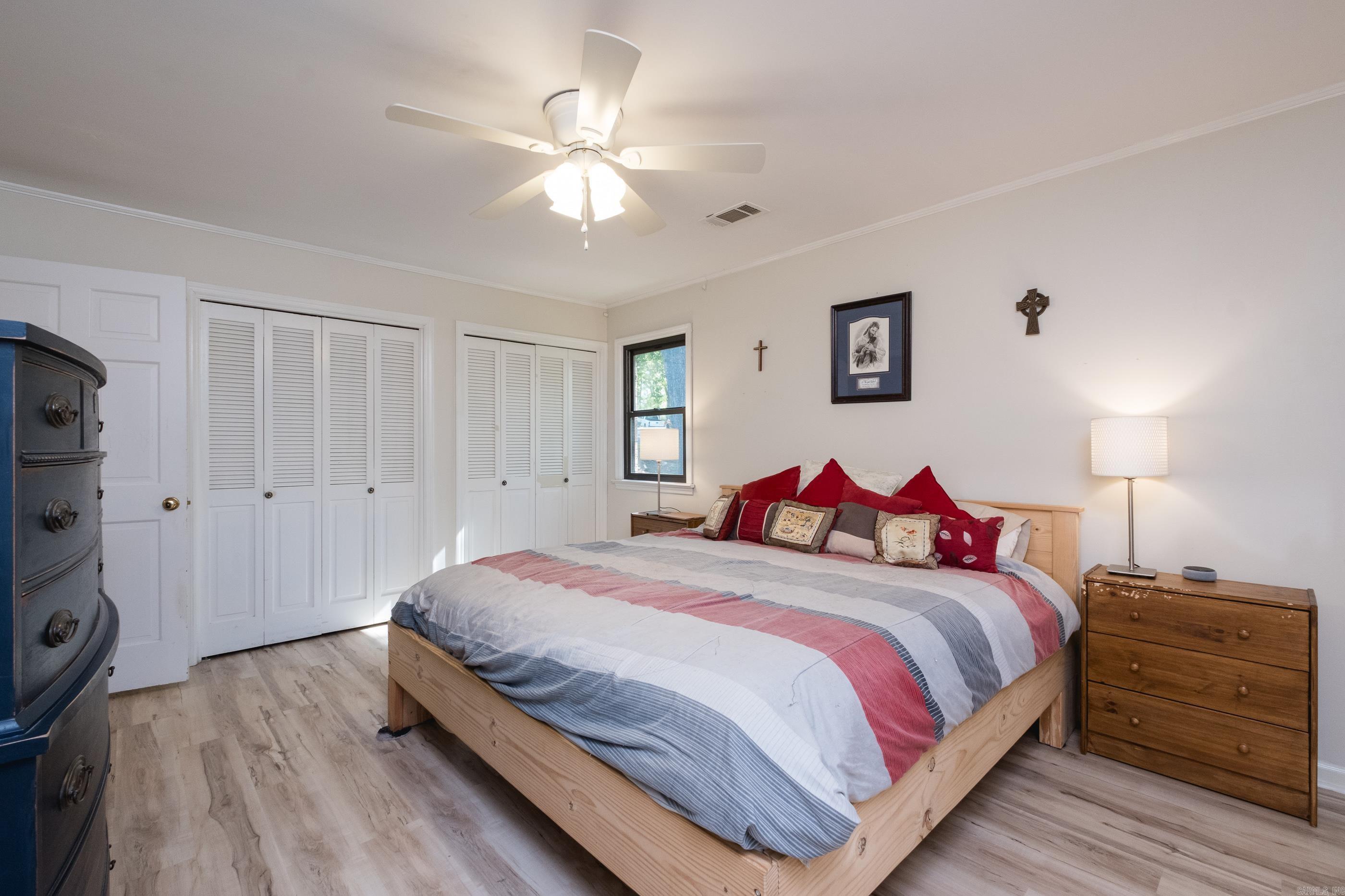 North Leawood Manor - Residential