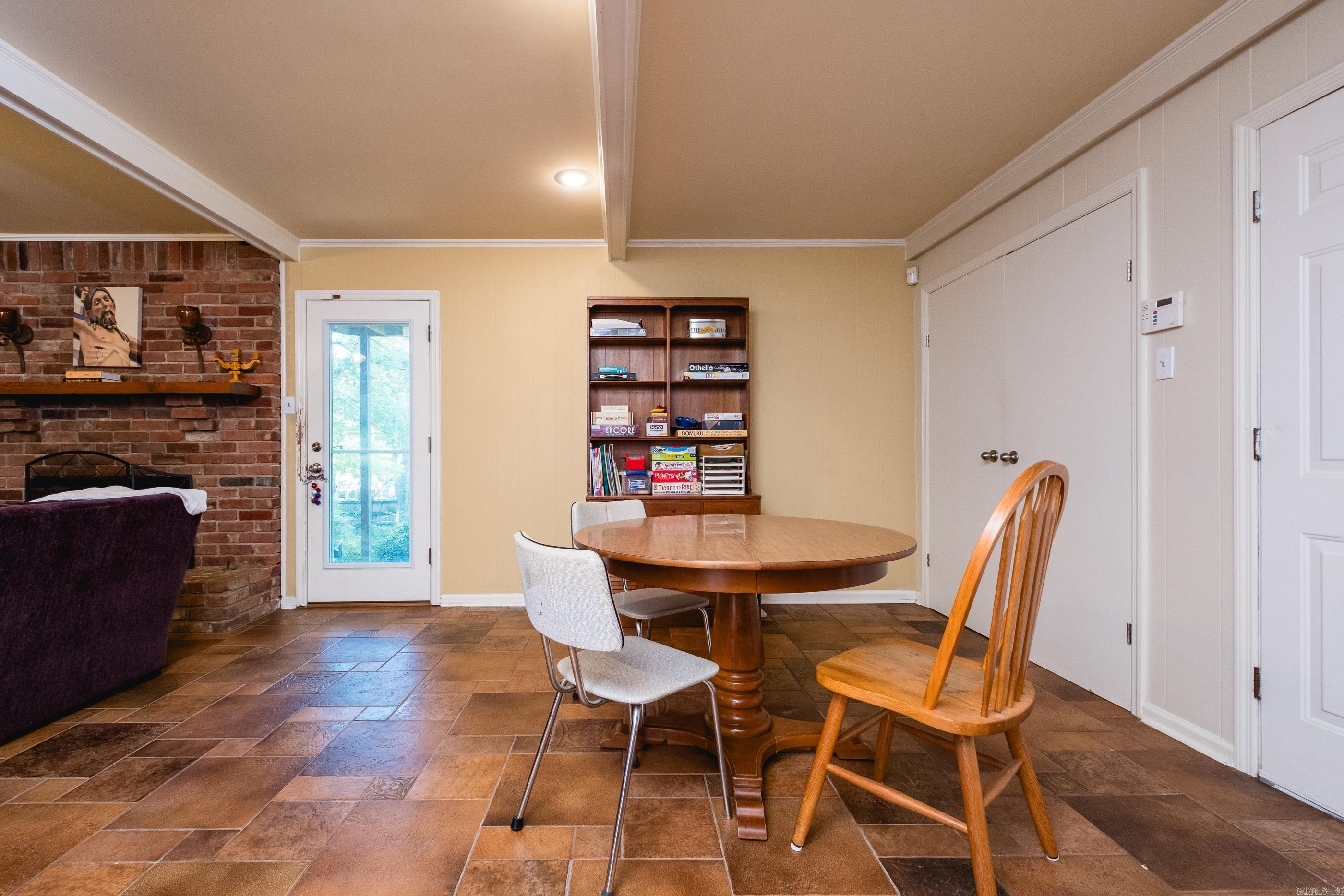 North Leawood Manor - Residential