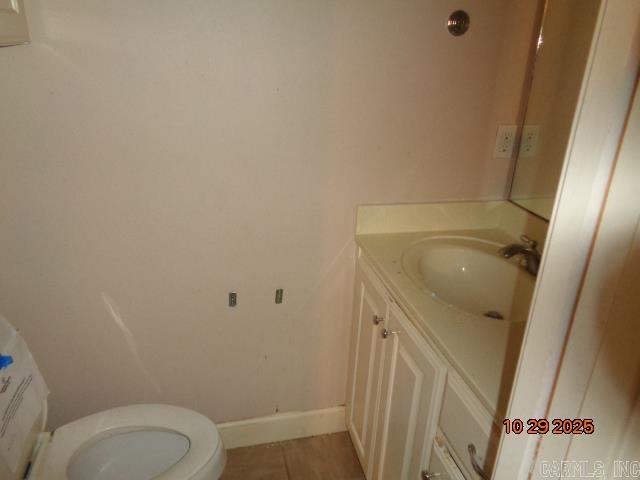 COUNTRY CLUB OF ARK THE - Residential