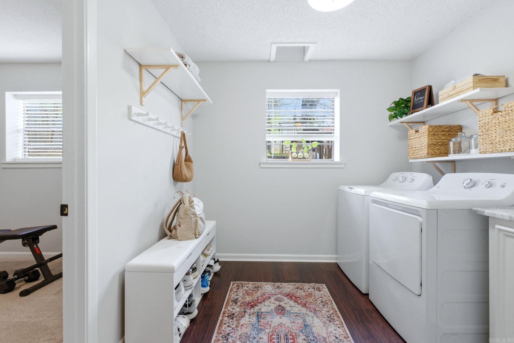 LUDINGTON HGTS - Residential