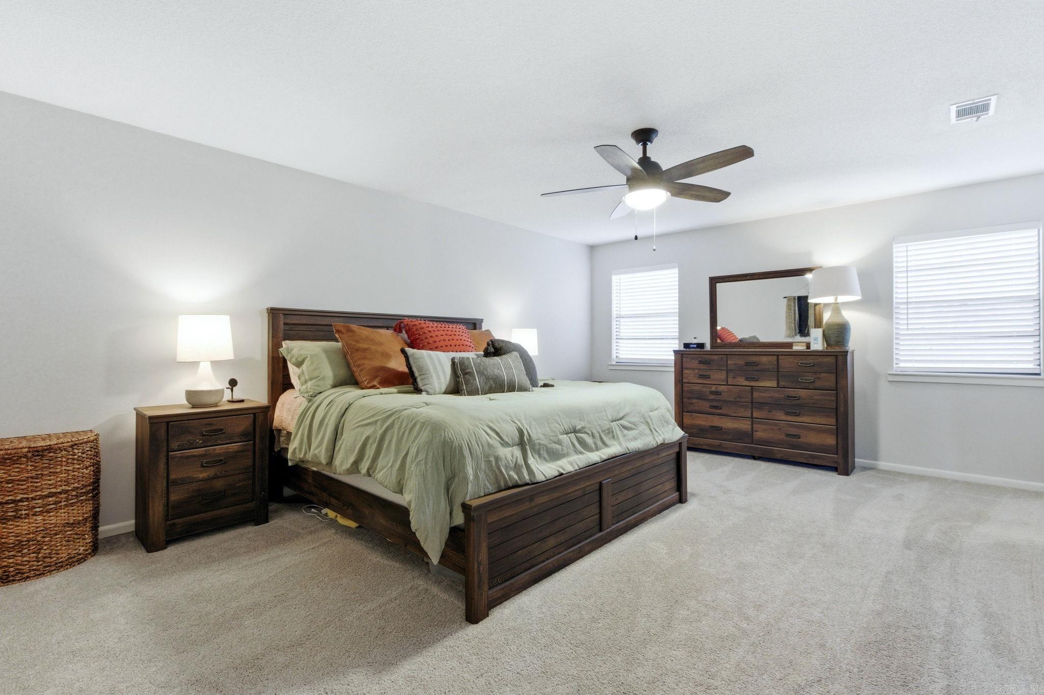 LUDINGTON HGTS - Residential