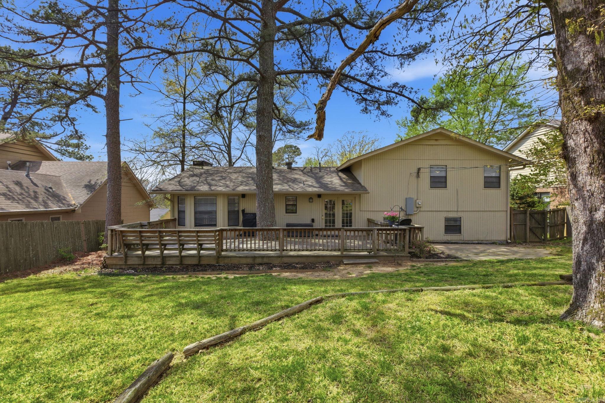 LUDINGTON HGTS - Residential