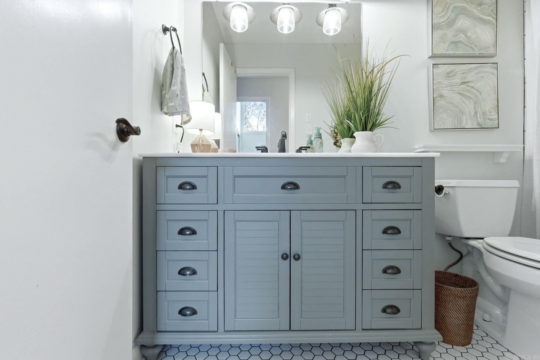 LUDINGTON HGTS - Residential