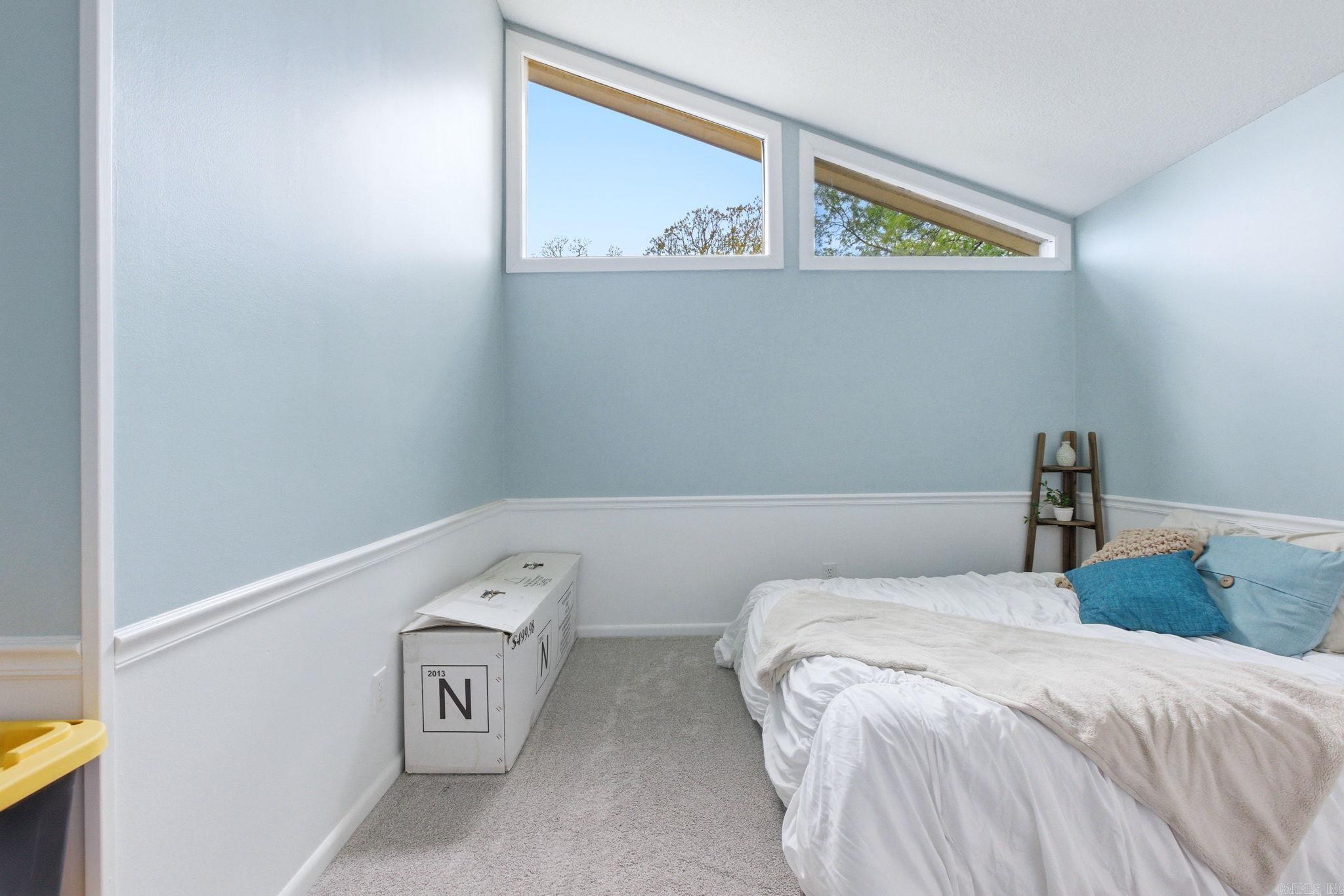 LUDINGTON HGTS - Residential