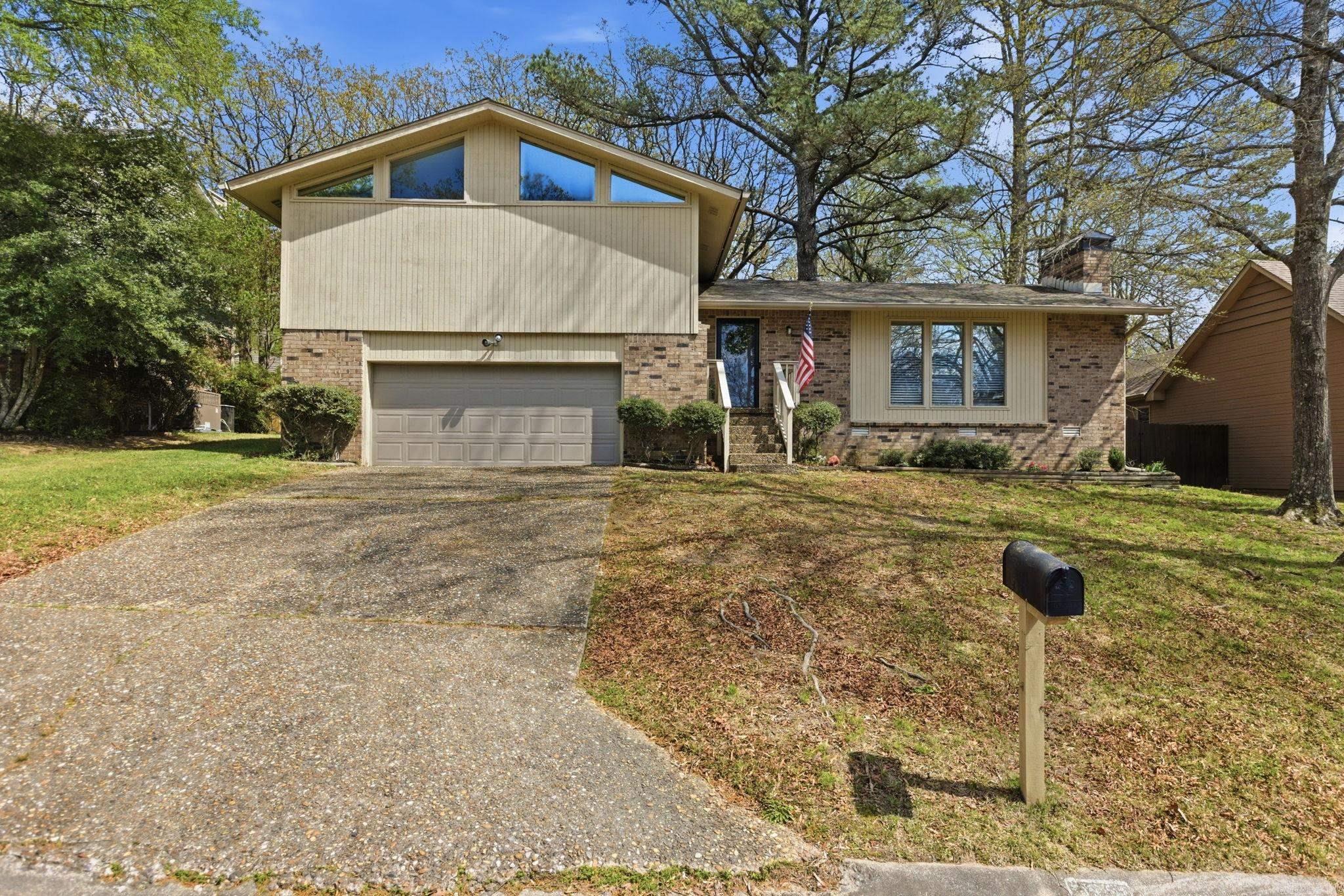 LUDINGTON HGTS - Residential