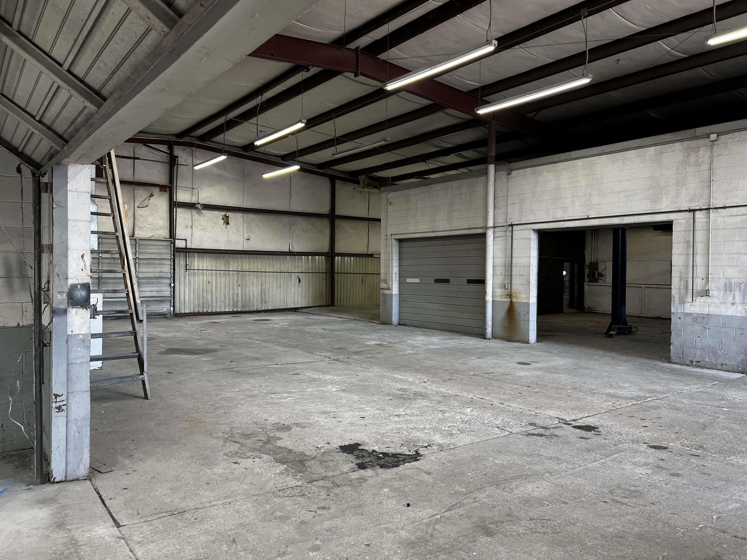 Riffel & Holder - Commercial Sale