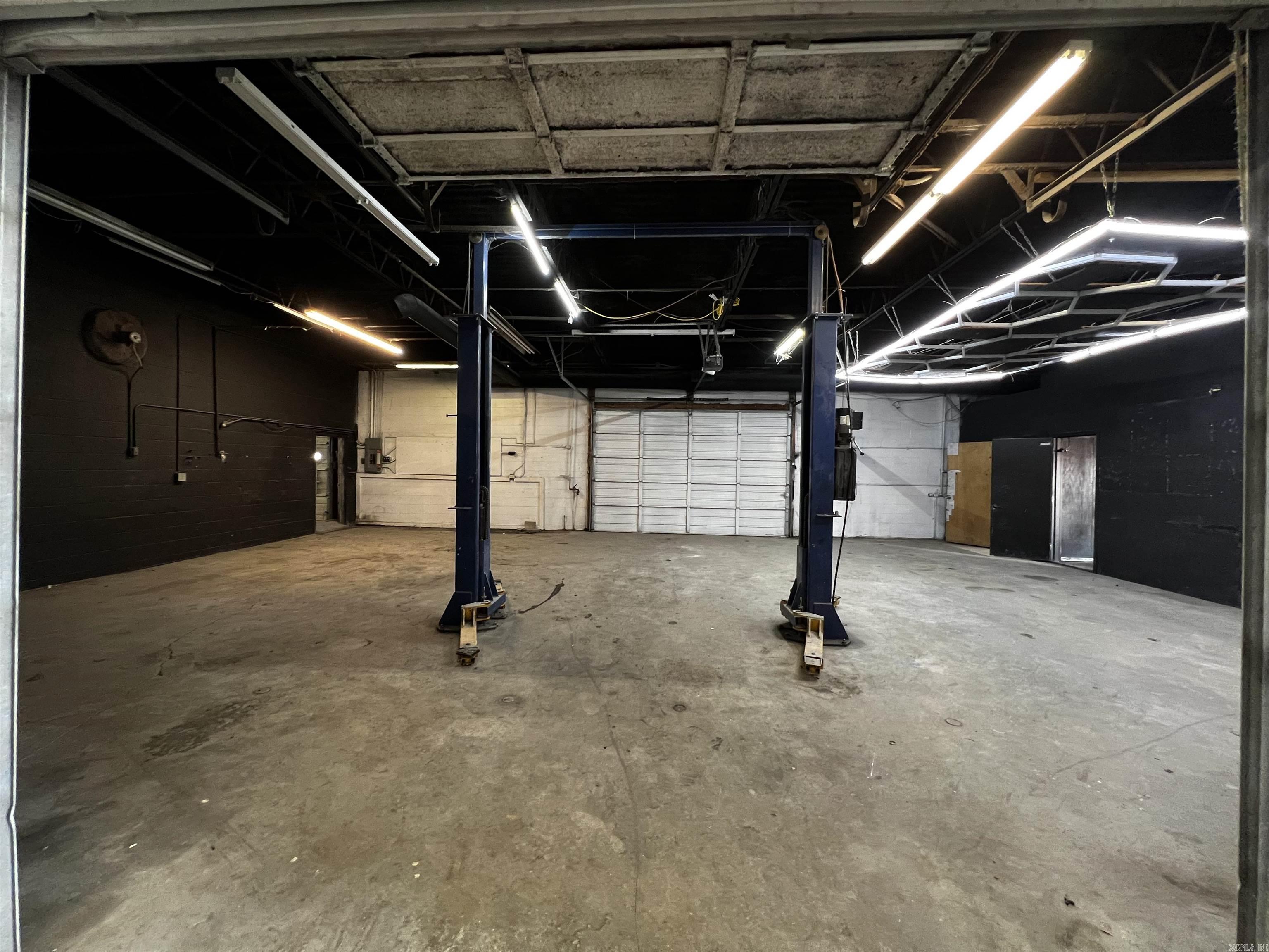 Riffel & Holder - Commercial Sale