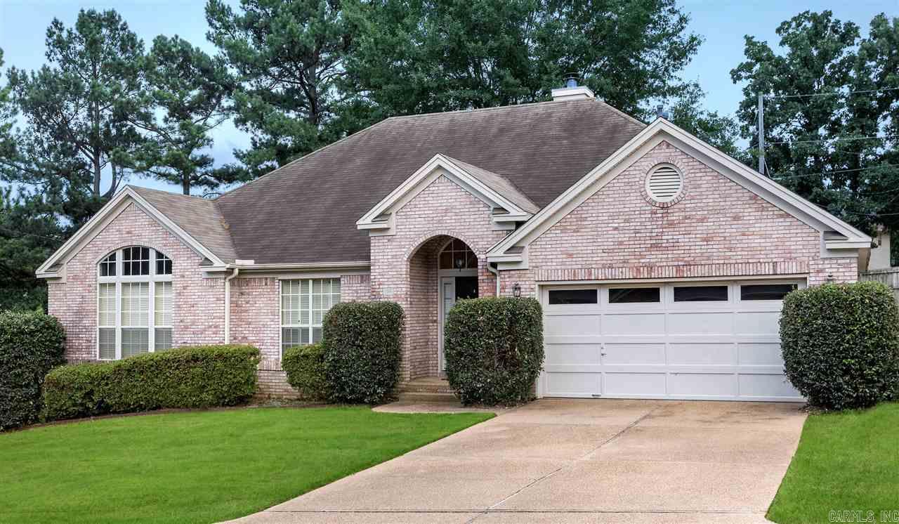 SECLUDED HILLS - Residential