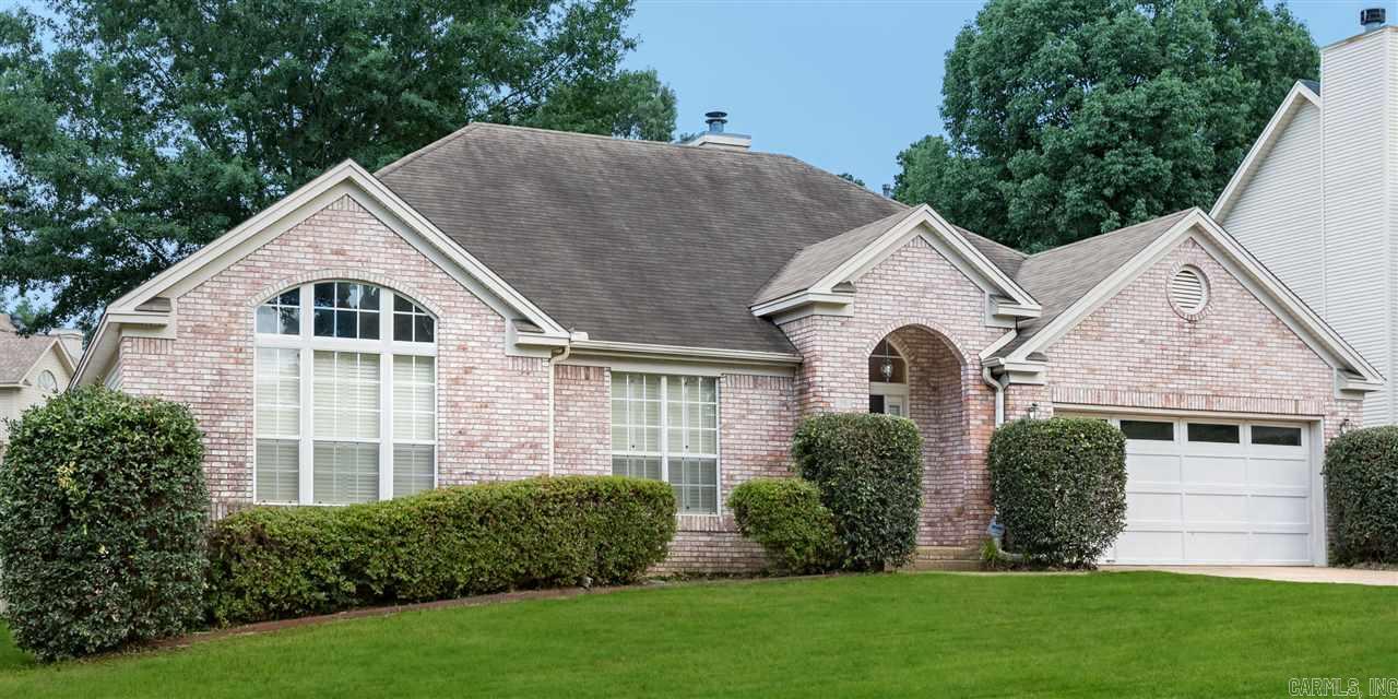 SECLUDED HILLS - Residential