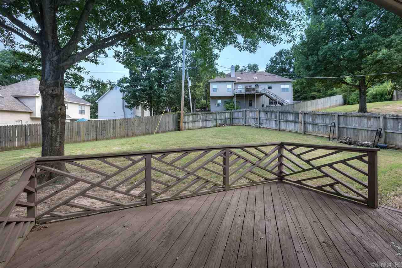 SECLUDED HILLS - Residential