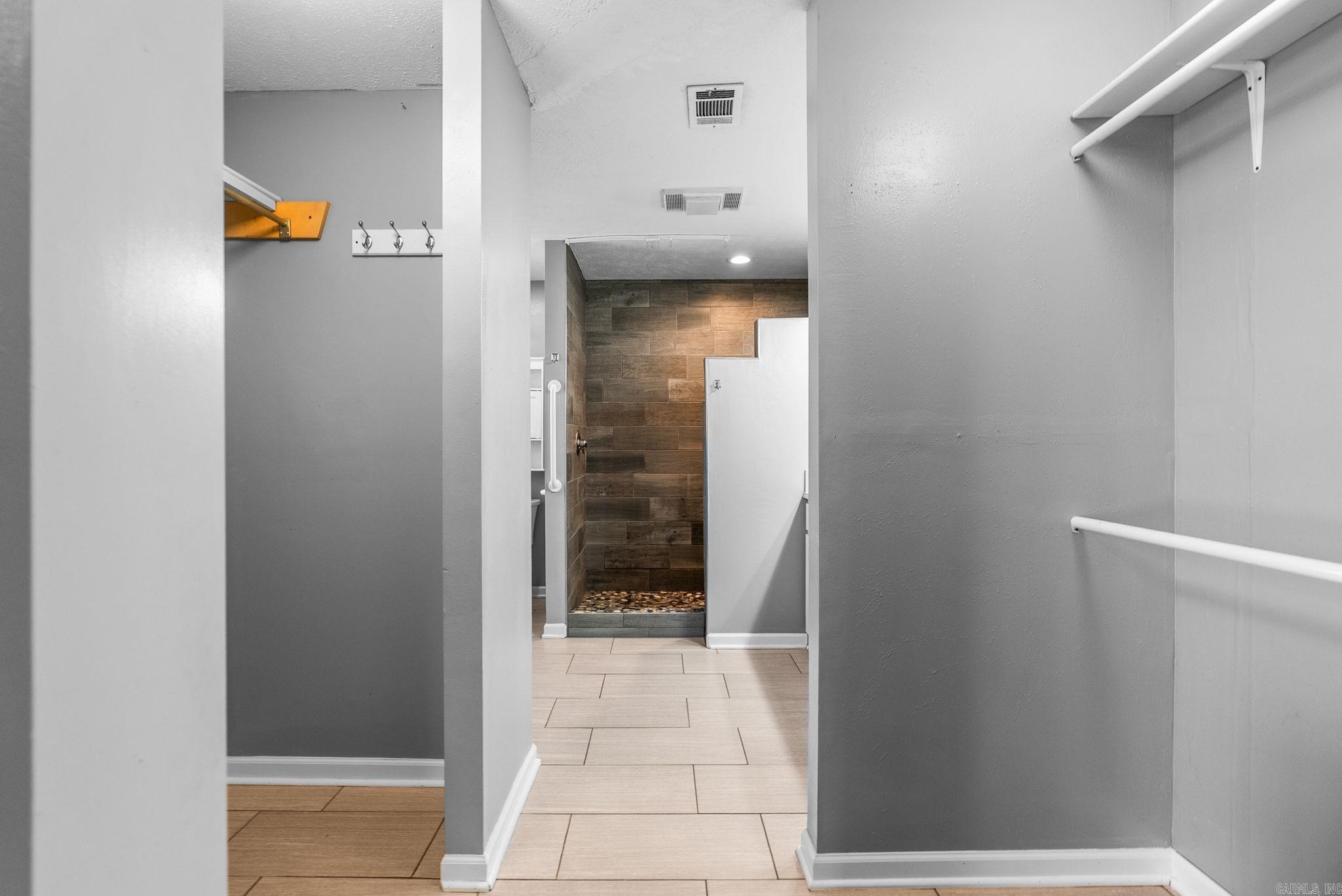 WESTWOOD - Residential