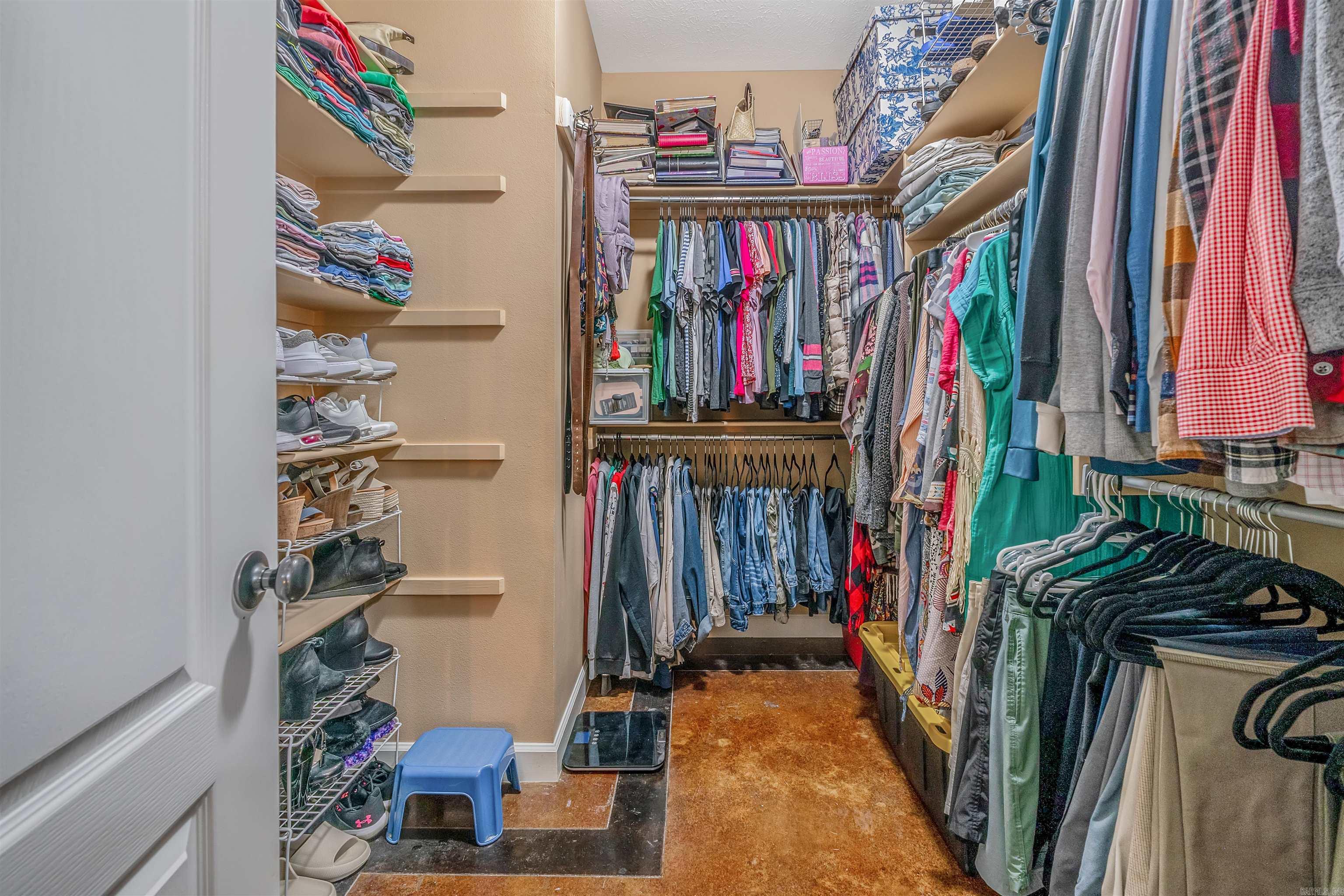 Marlise Manor III - Residential