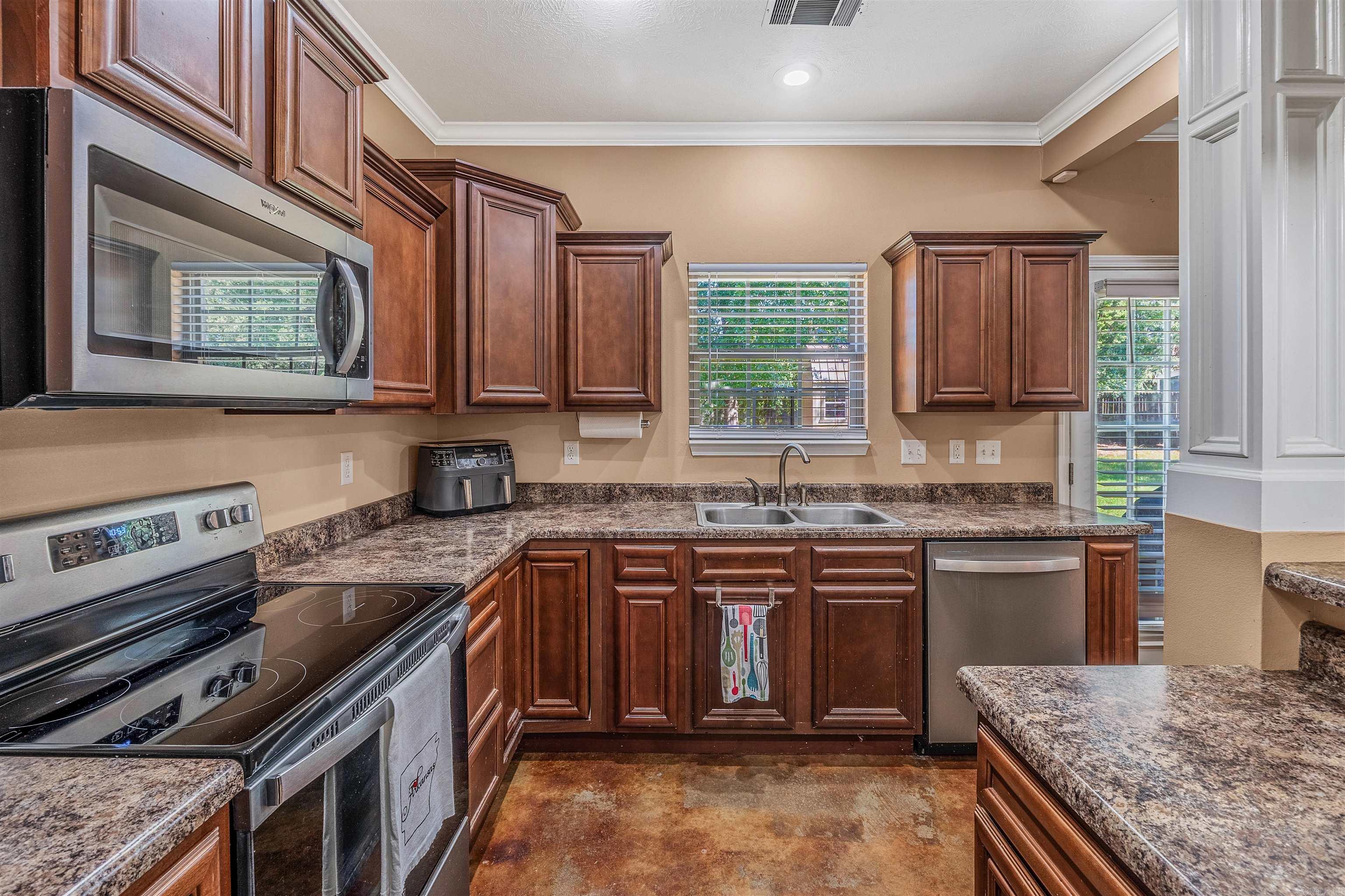 Marlise Manor III - Residential