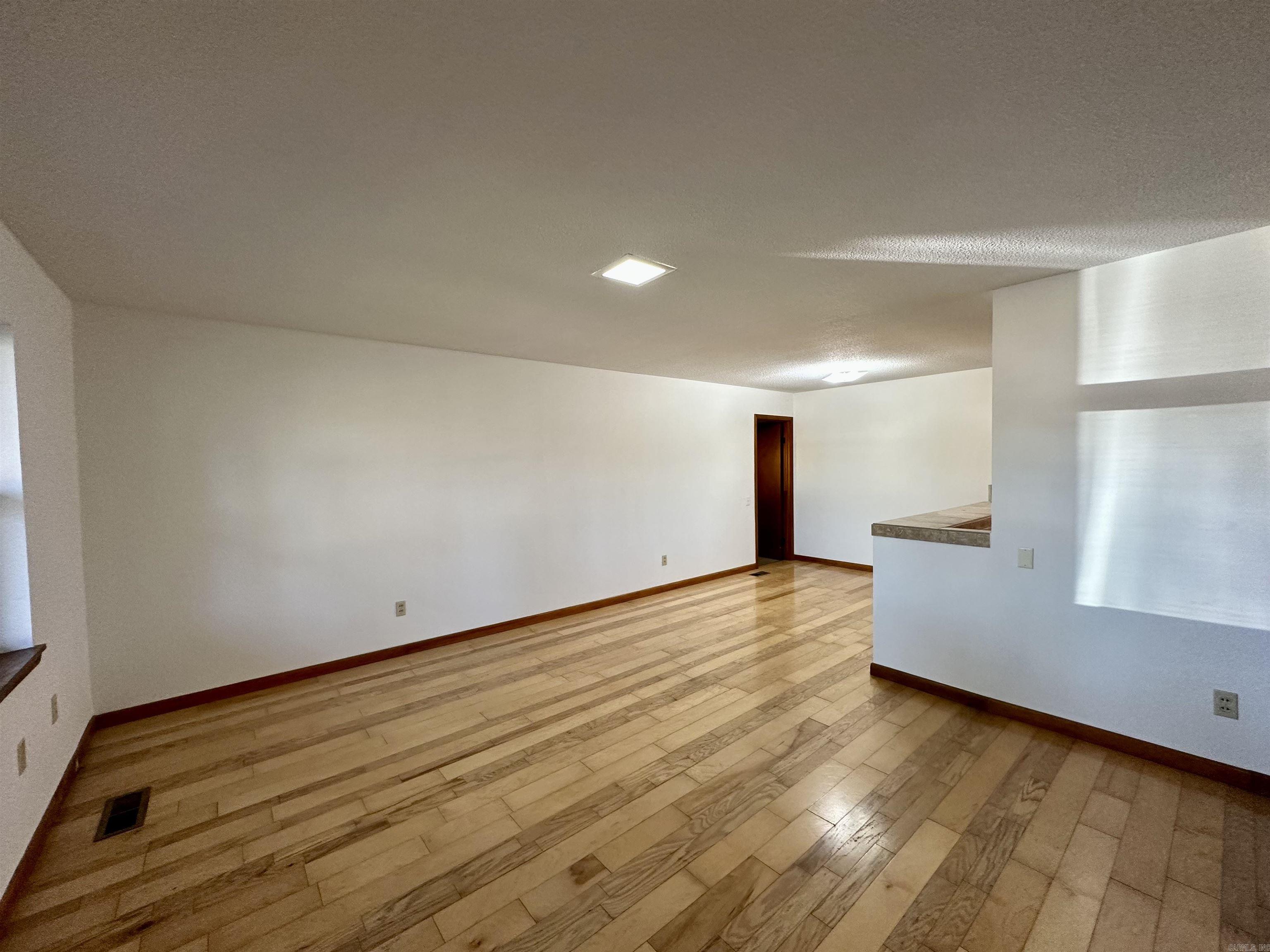 BON TON VILLAGE - Residential