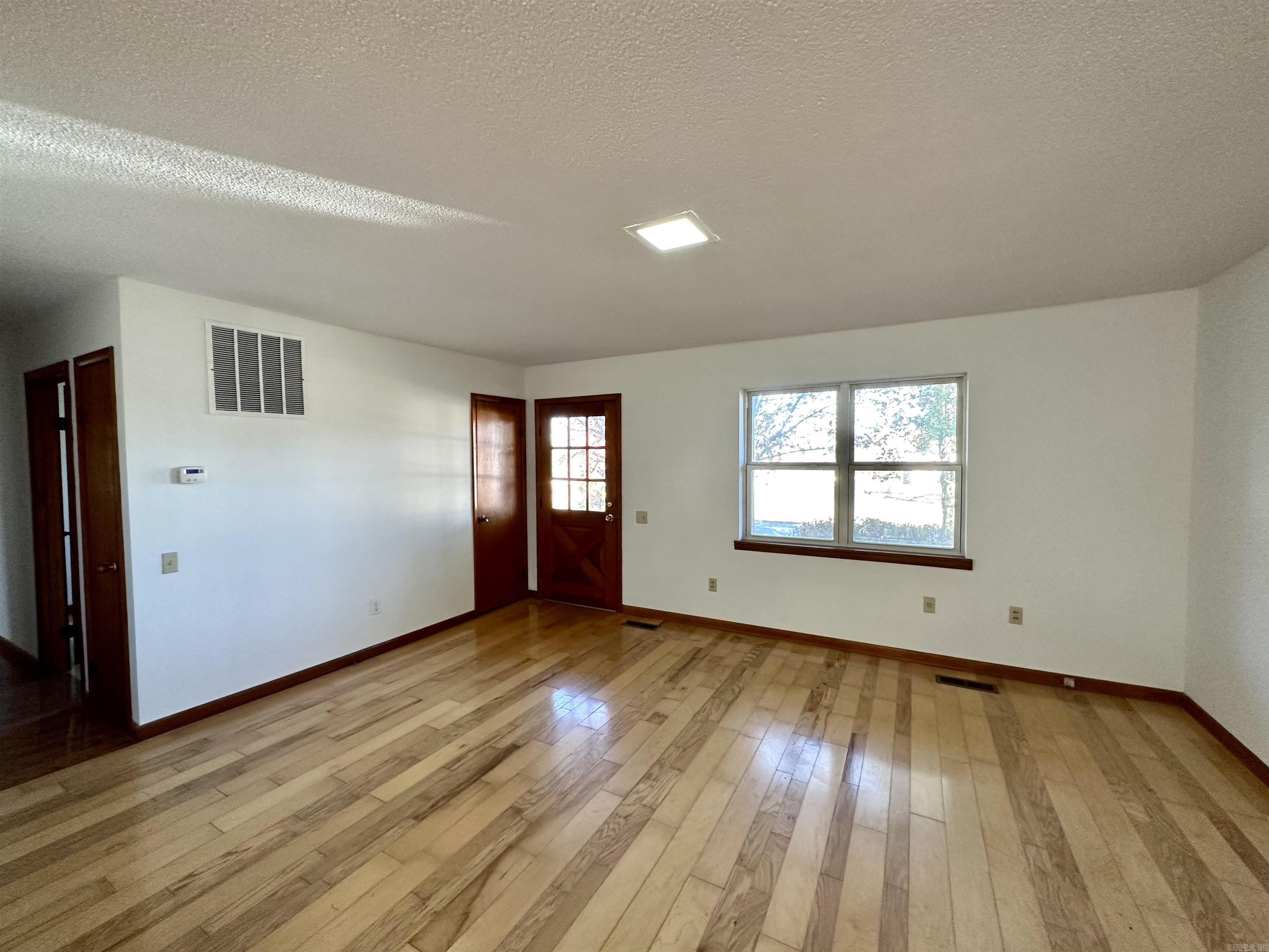 BON TON VILLAGE - Residential