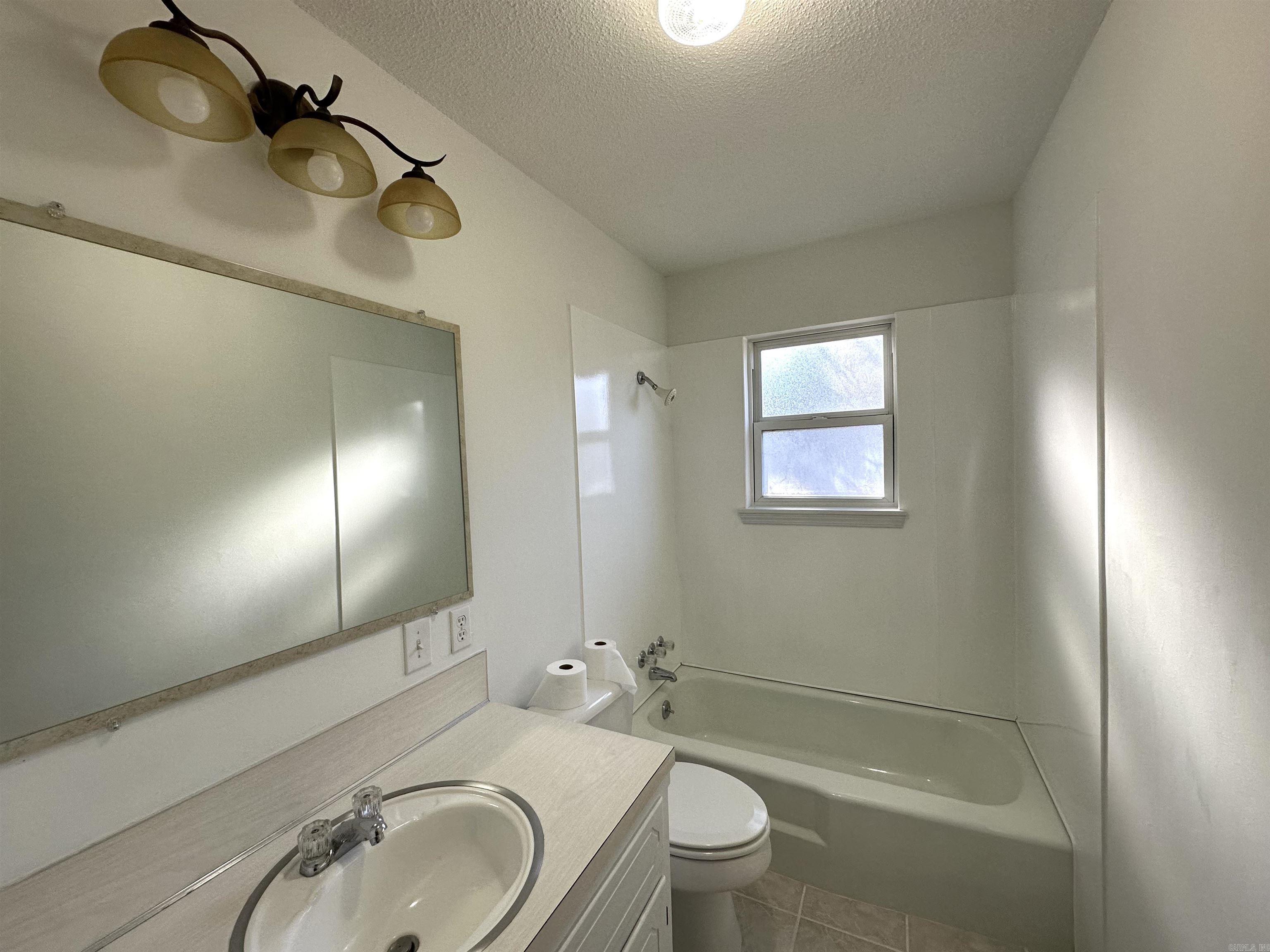 BON TON VILLAGE - Residential