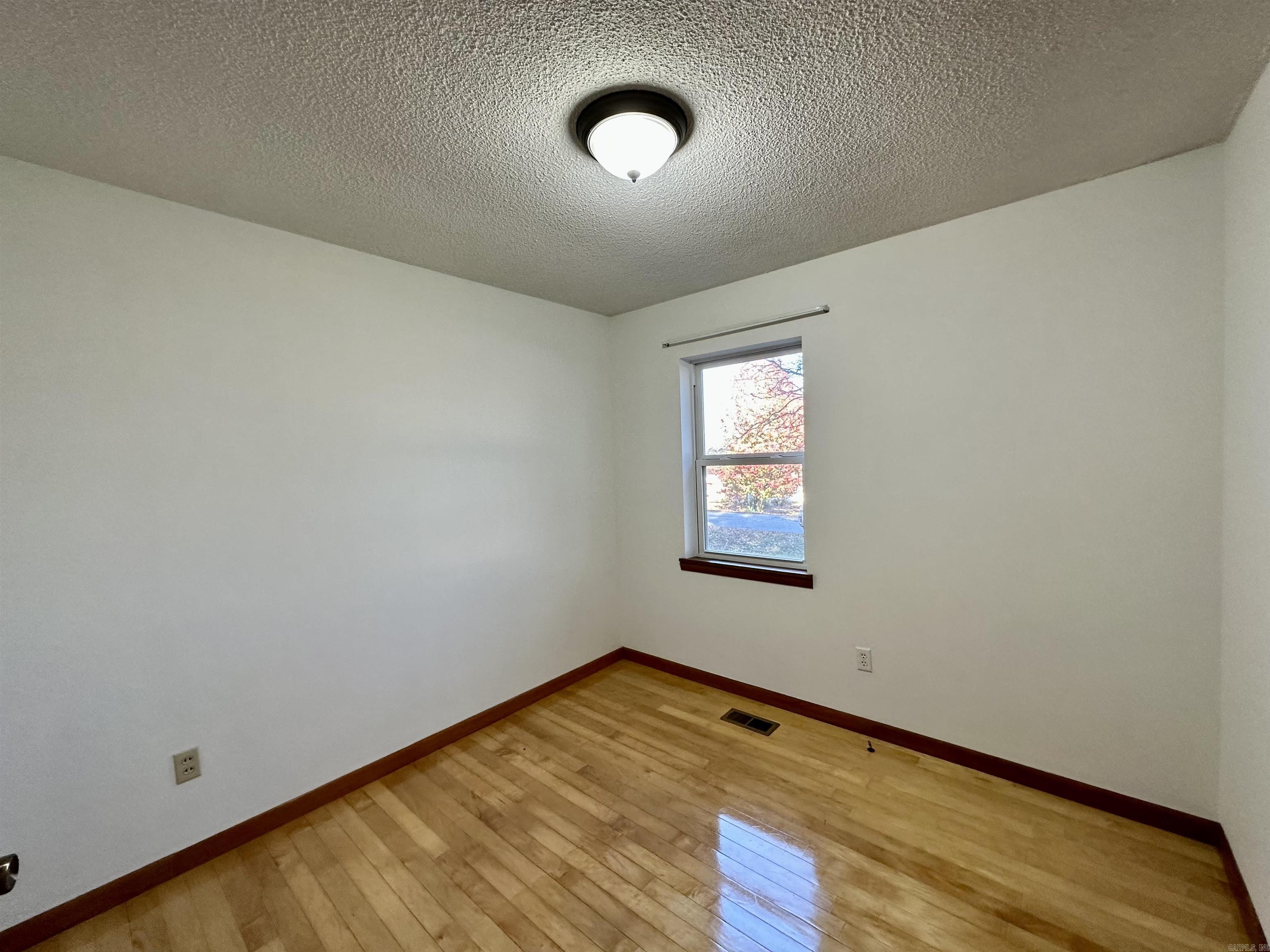 BON TON VILLAGE - Residential