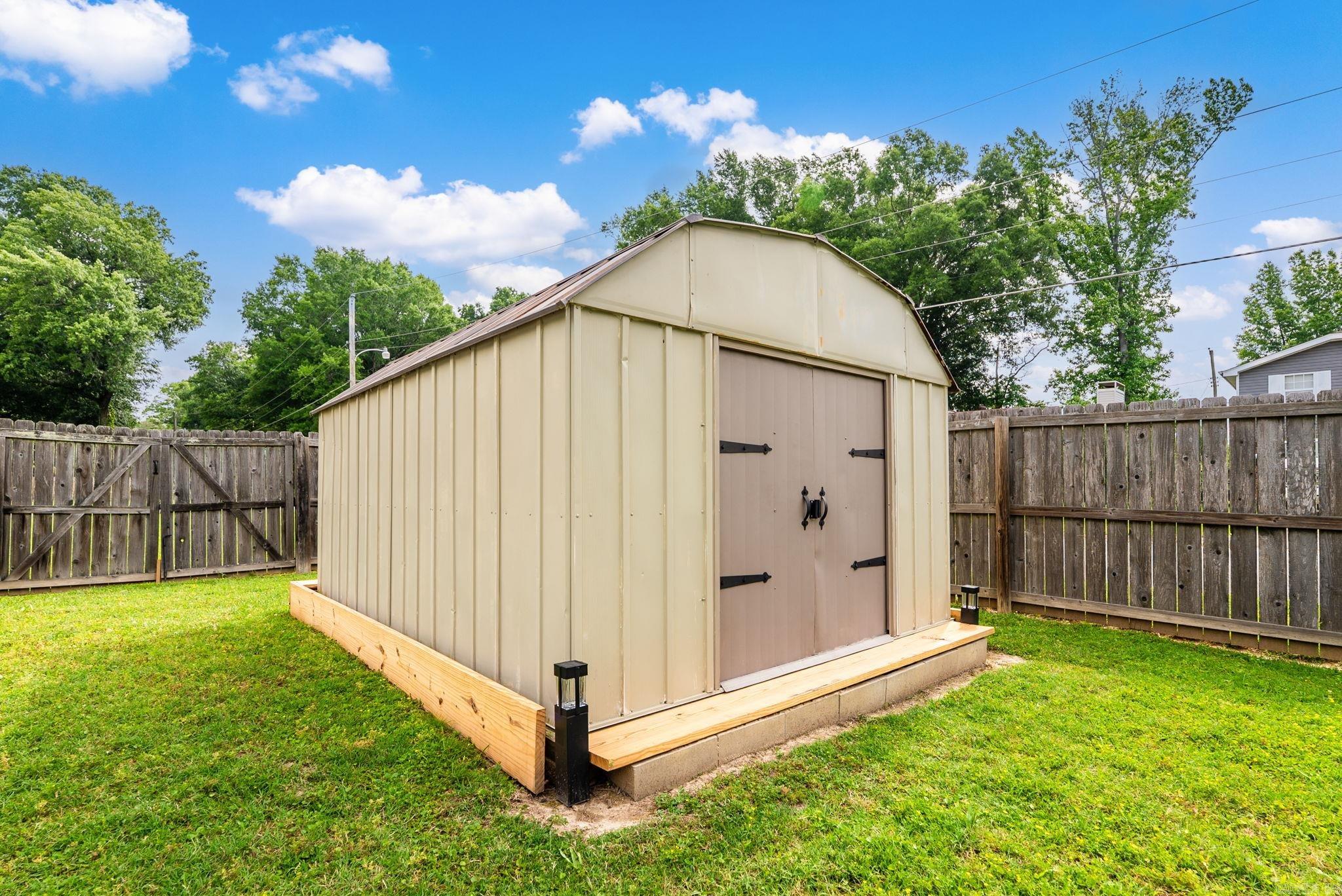 NORTHWOOD AC - Residential
