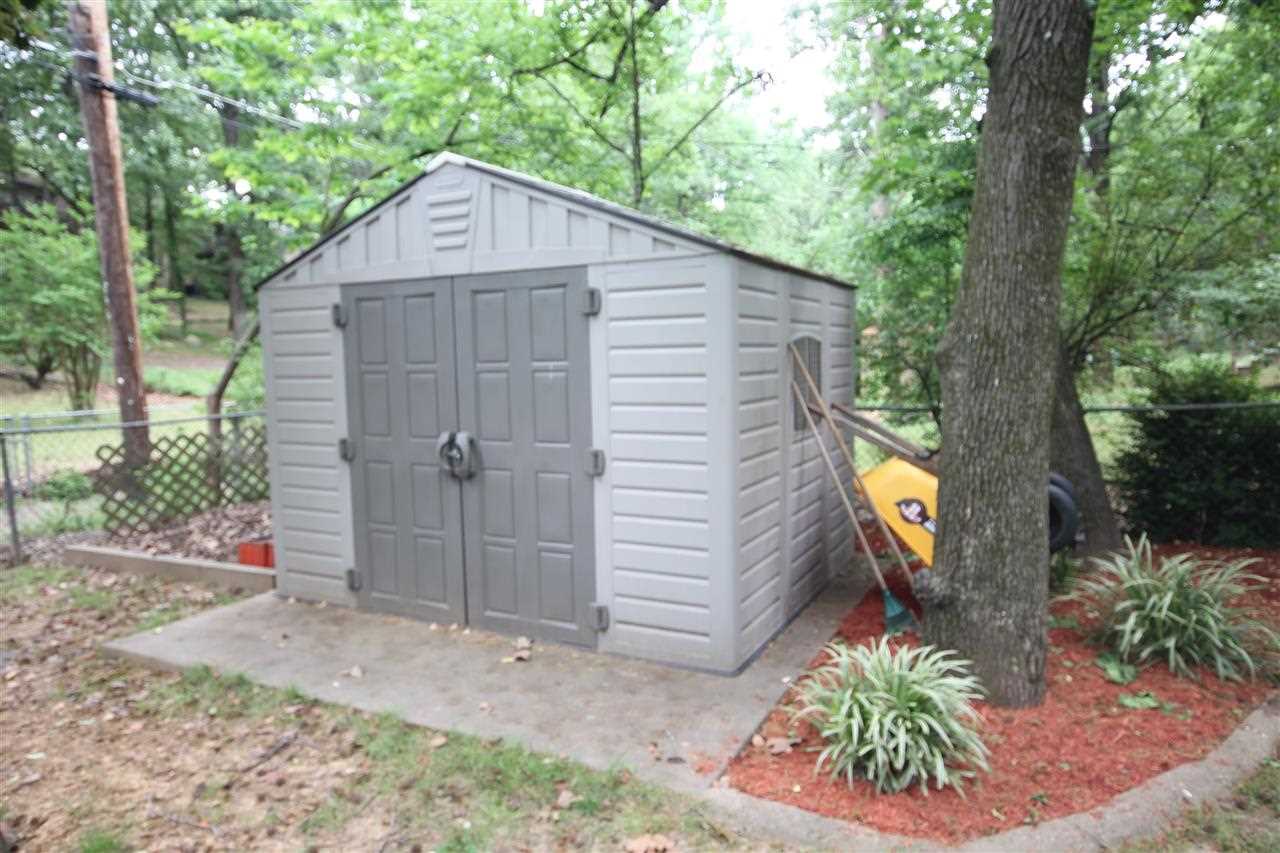 INDIAN HILLS - Residential