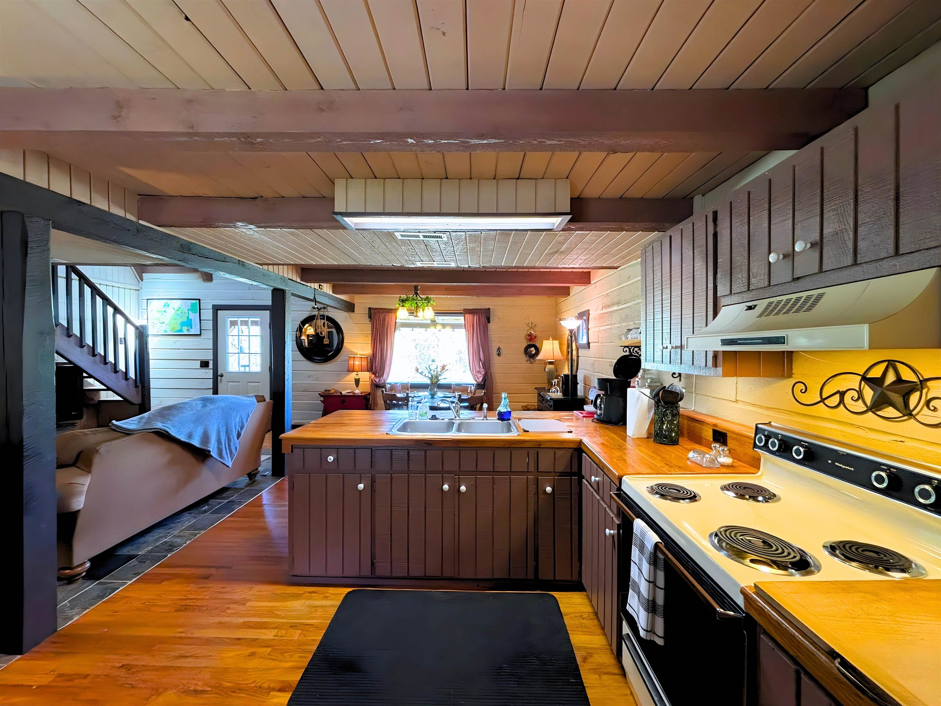 Metes & Bounds - Residential Lease