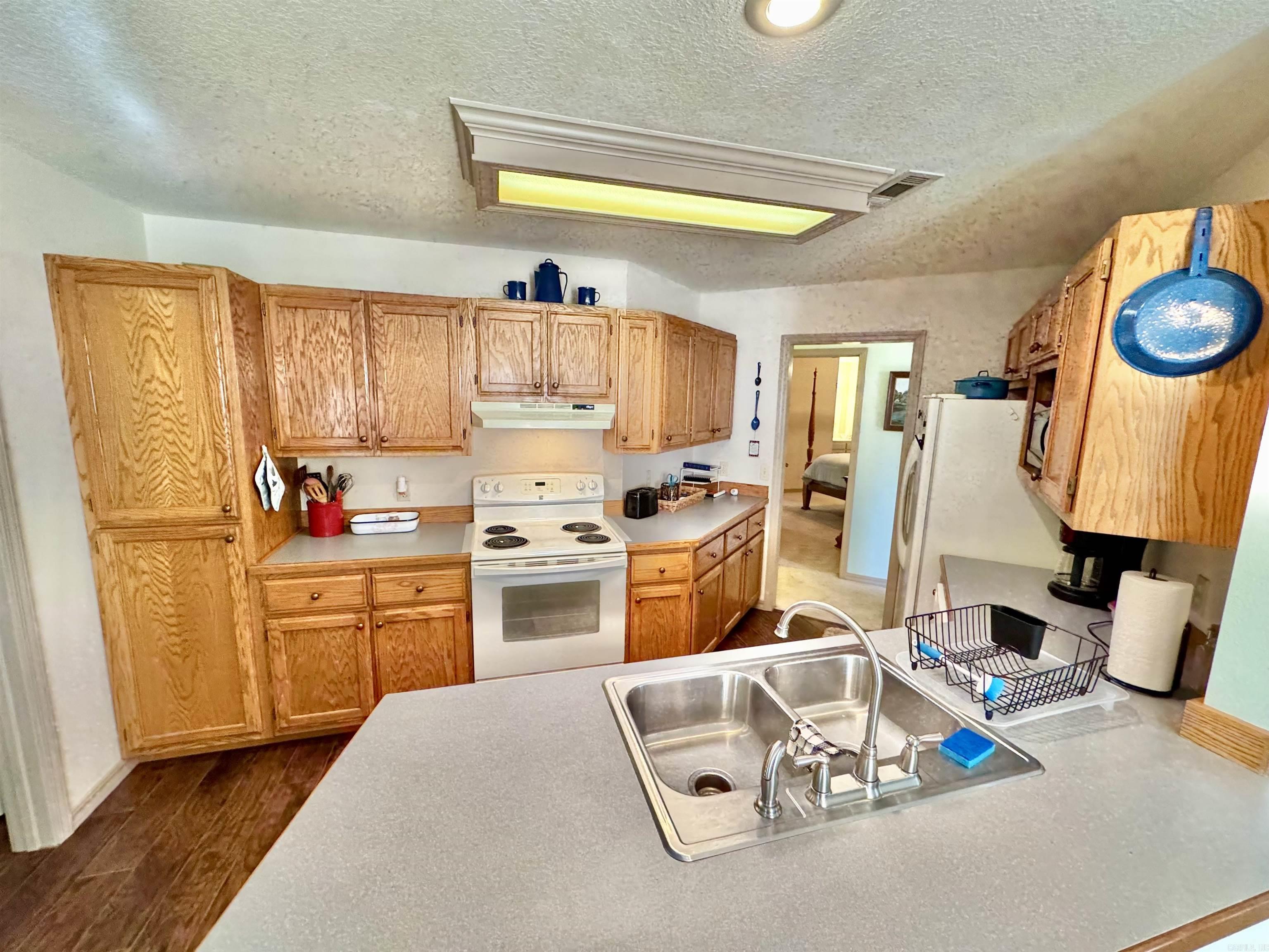 WHITEWATER ESTATES - Residential