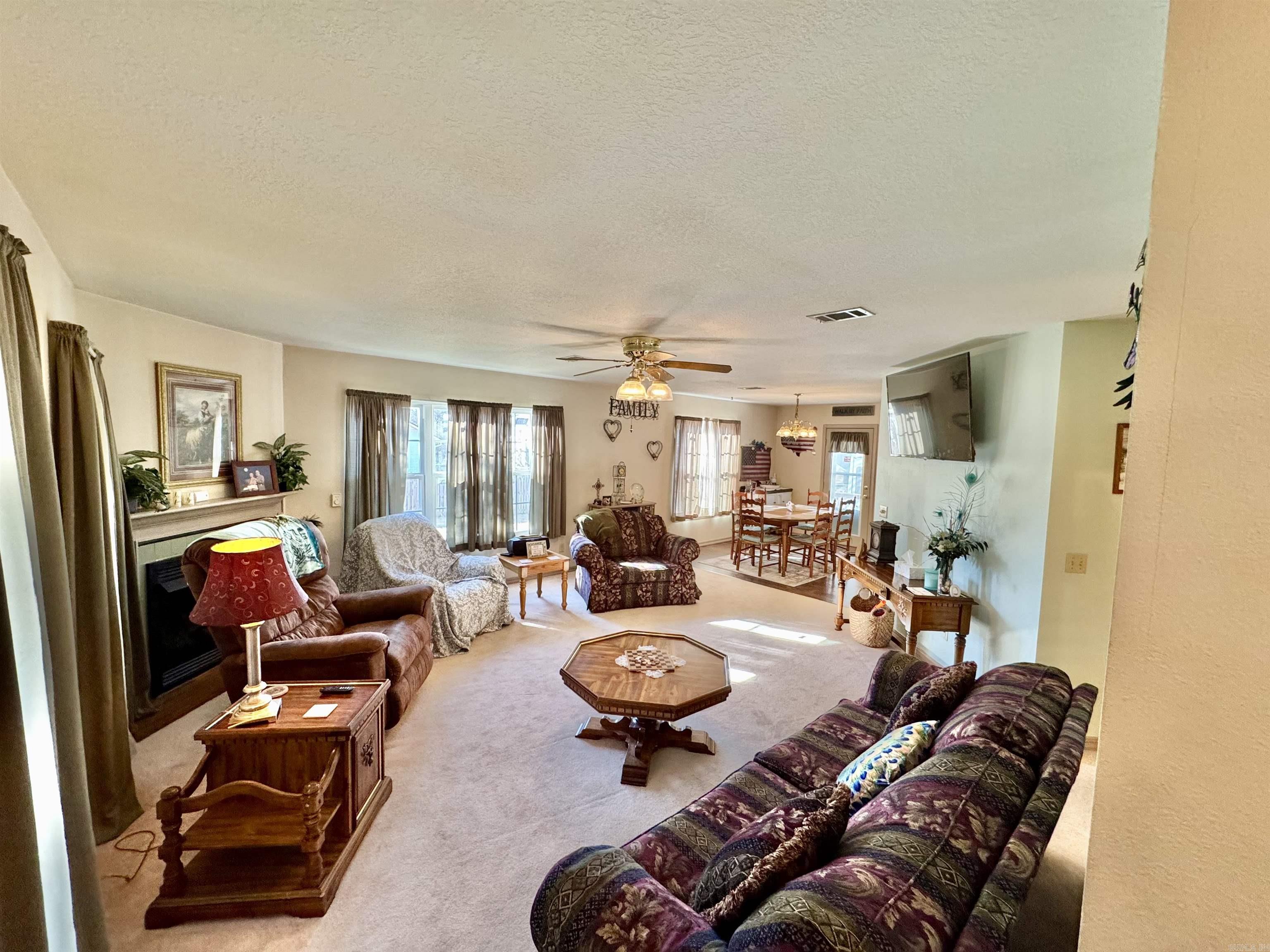 WHITEWATER ESTATES - Residential