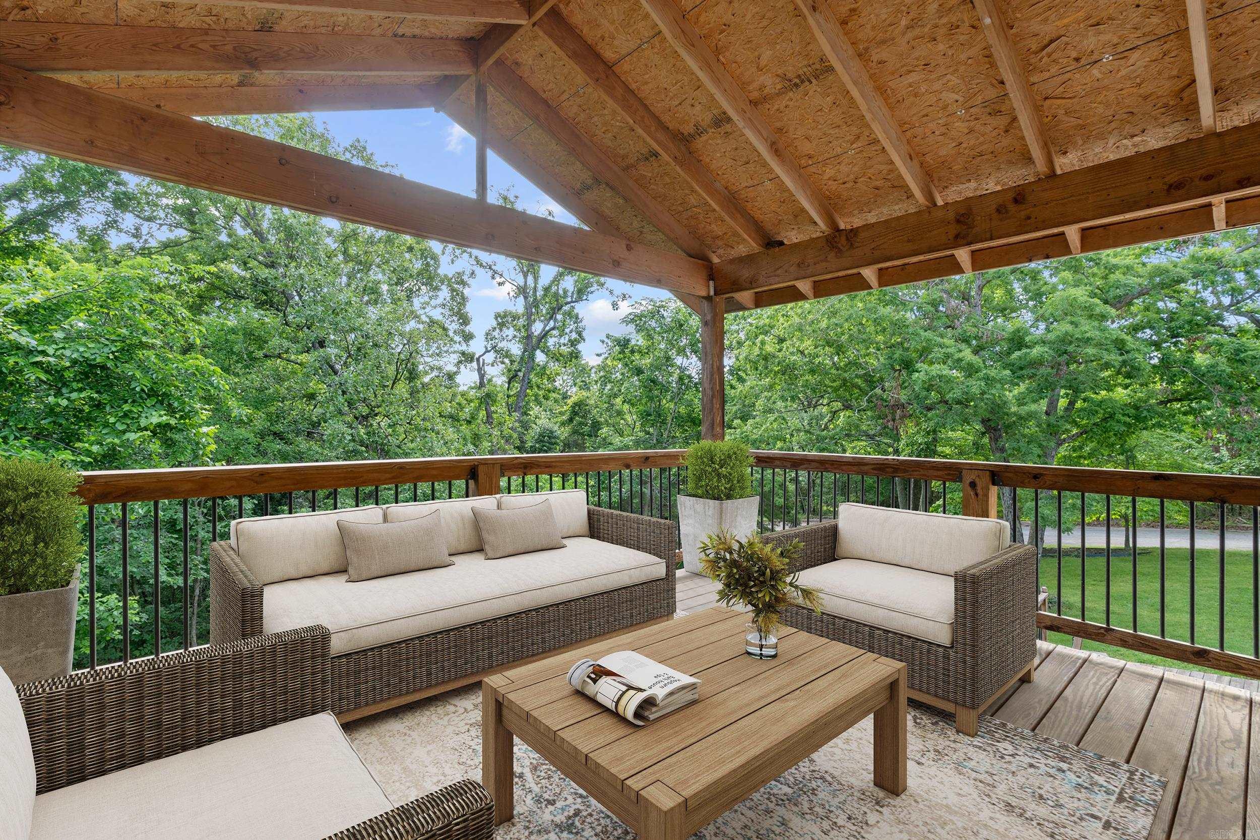CENTER RIDGE - Residential
