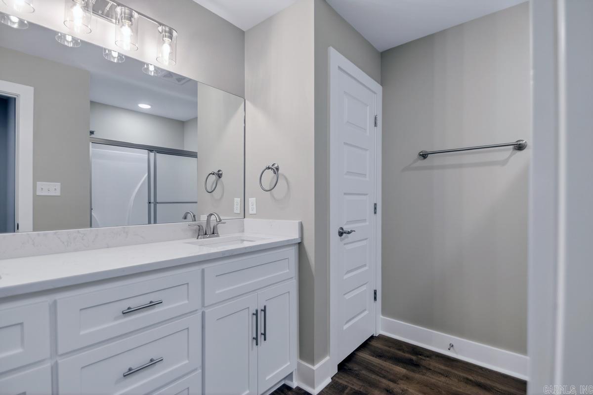 ISABELLE COURT - Residential