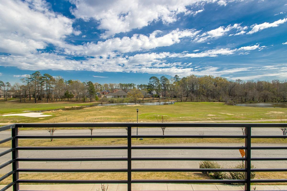 ISABELLE COURT - Residential
