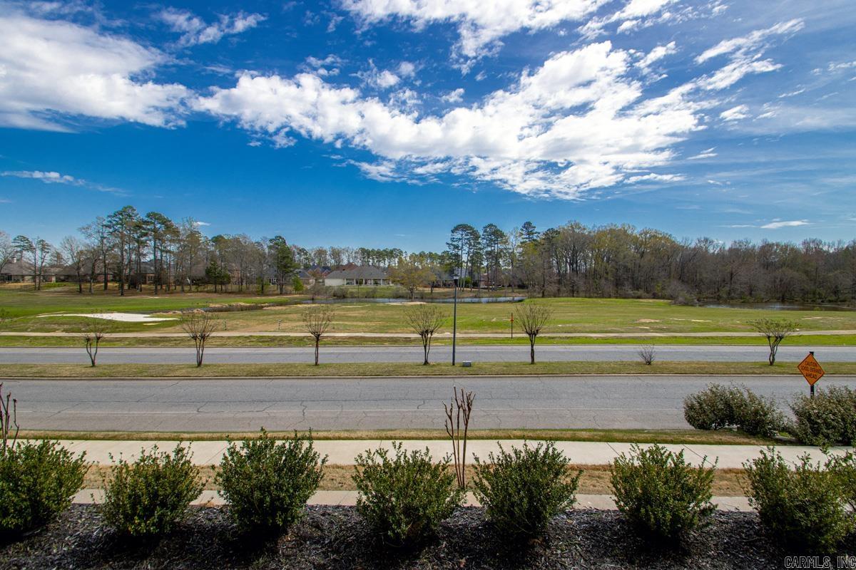 ISABELLE COURT - Residential