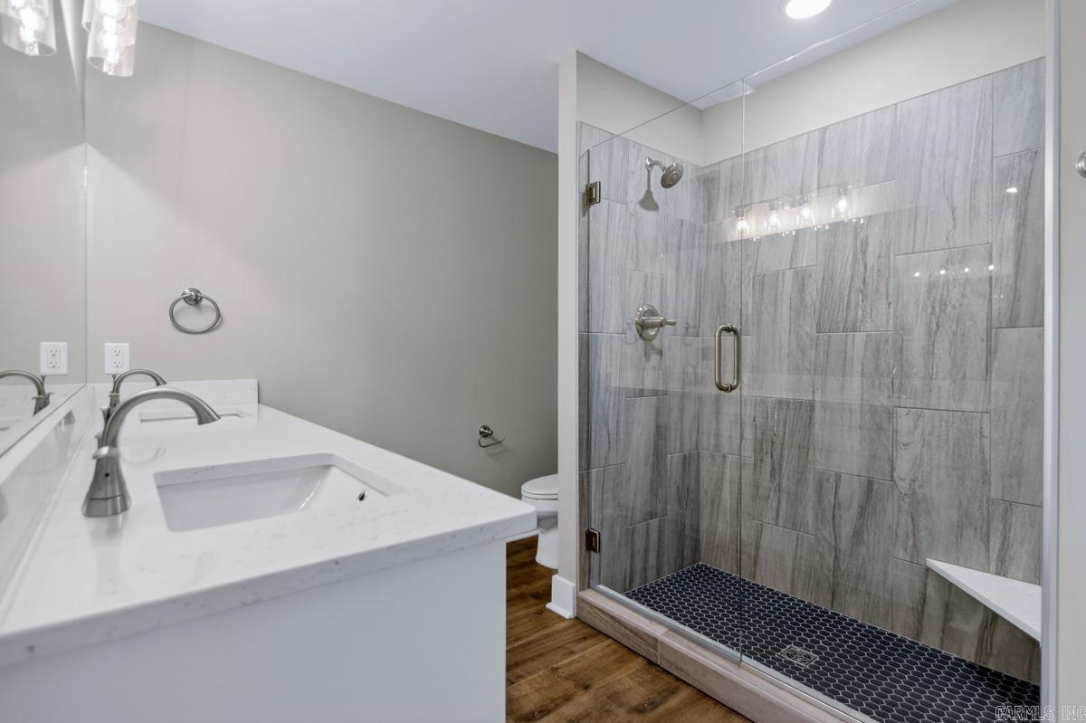 ISABELLE COURT - Residential