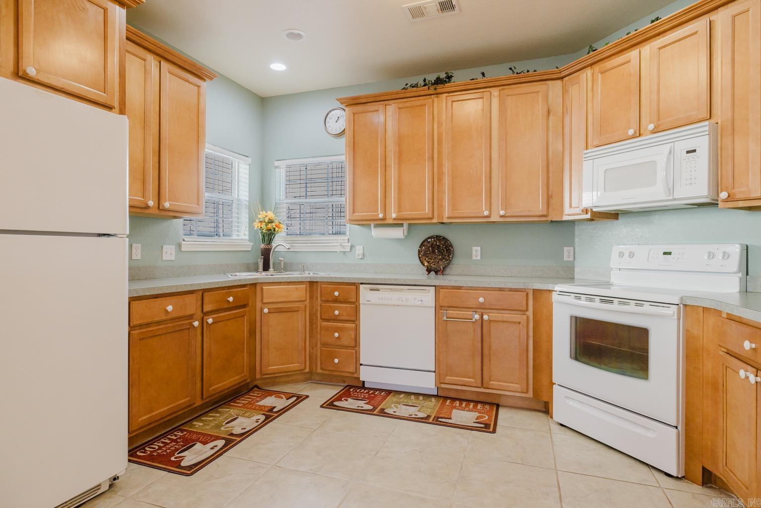 Moonlight Cove Vill - Residential