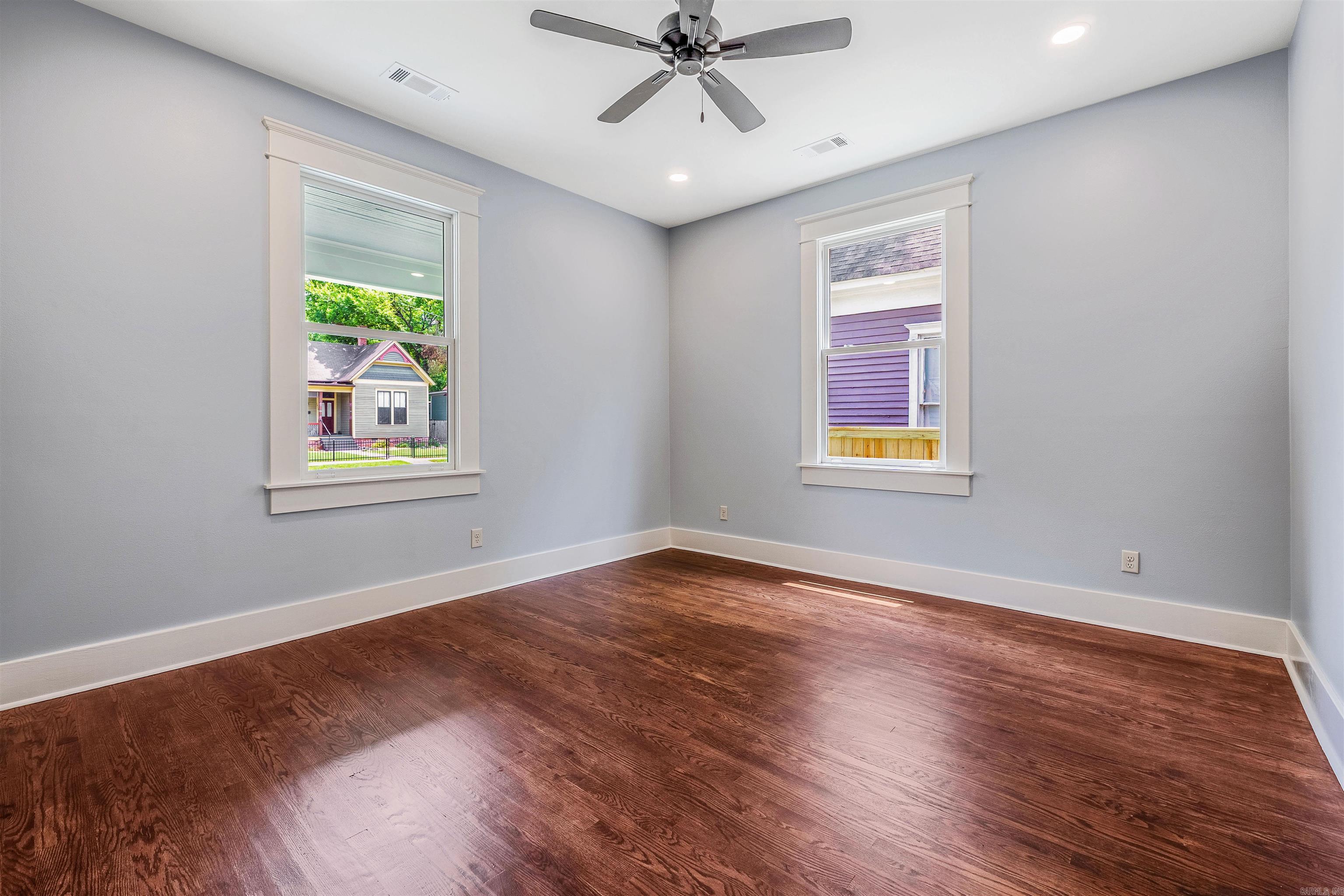 Weldon E Wrights - Residential