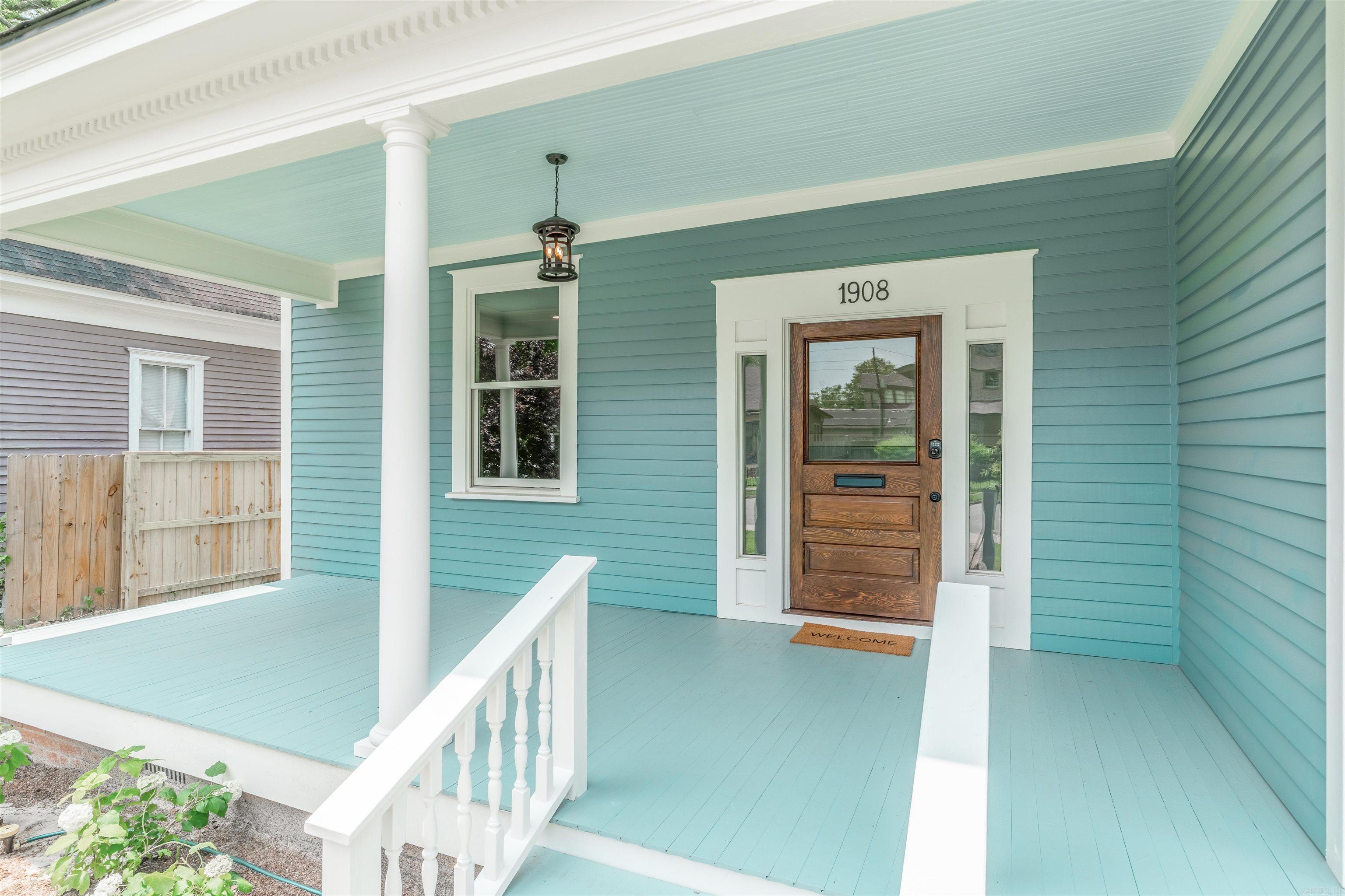 Weldon E Wrights - Residential