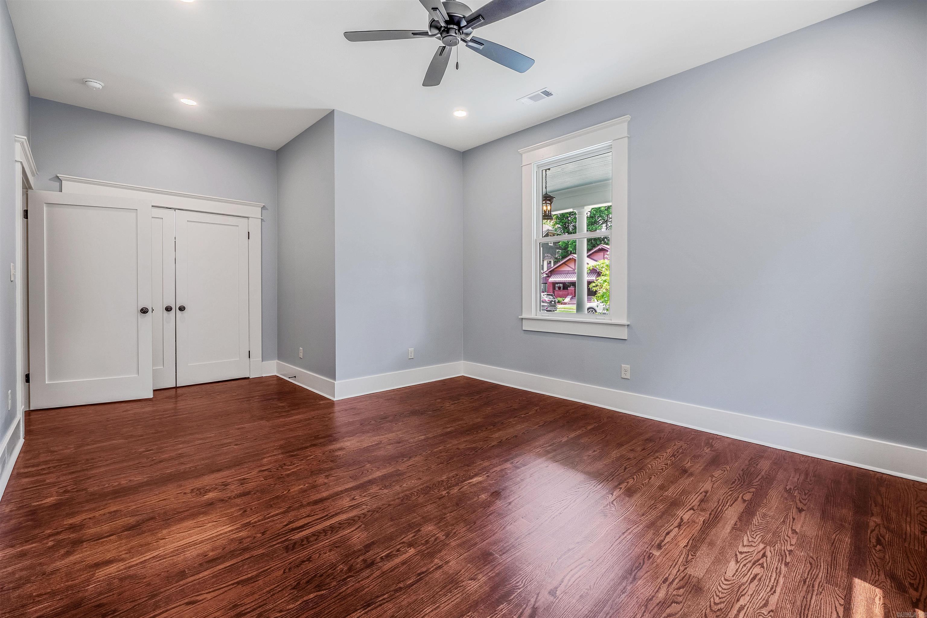 Weldon E Wrights - Residential