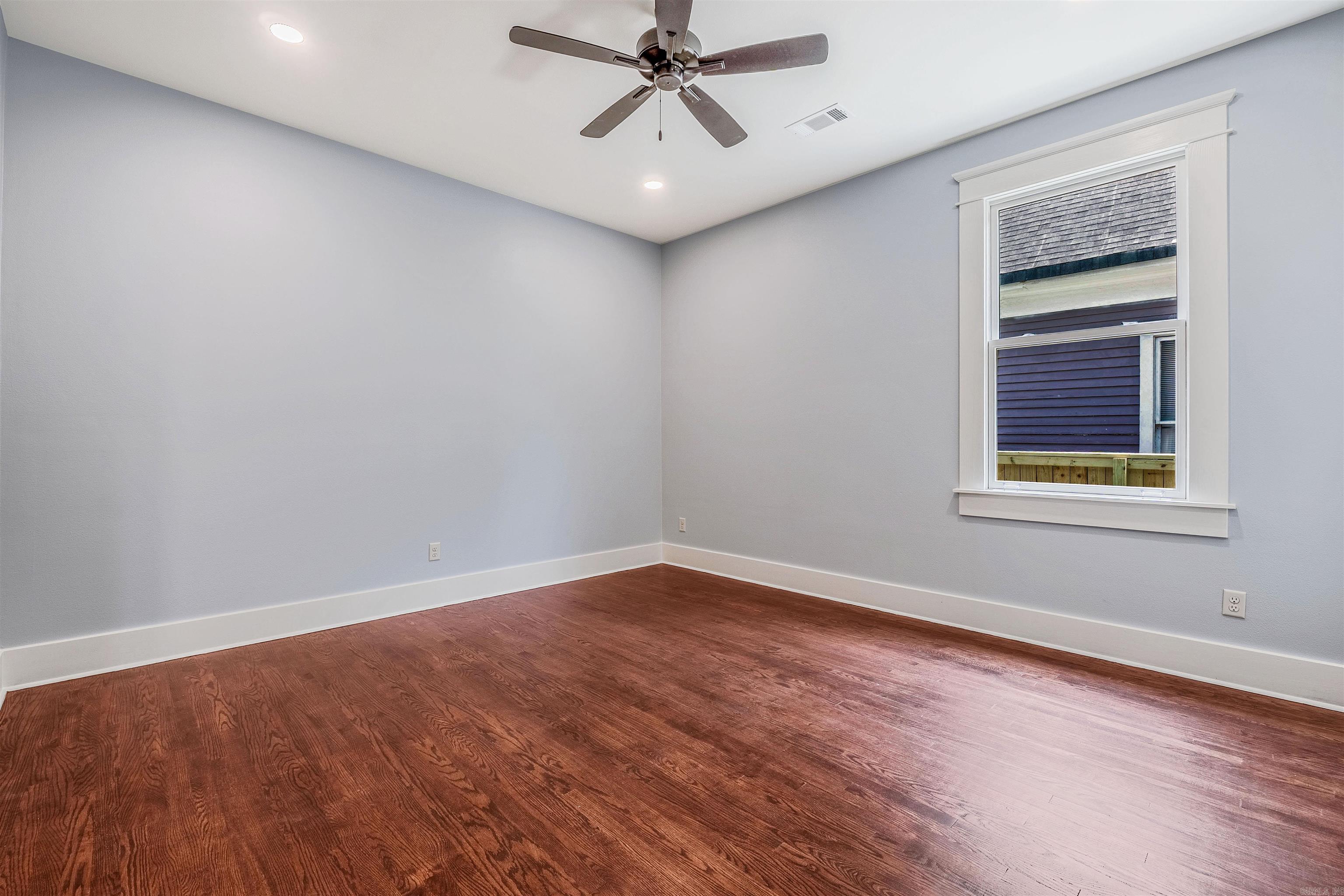 Weldon E Wrights - Residential