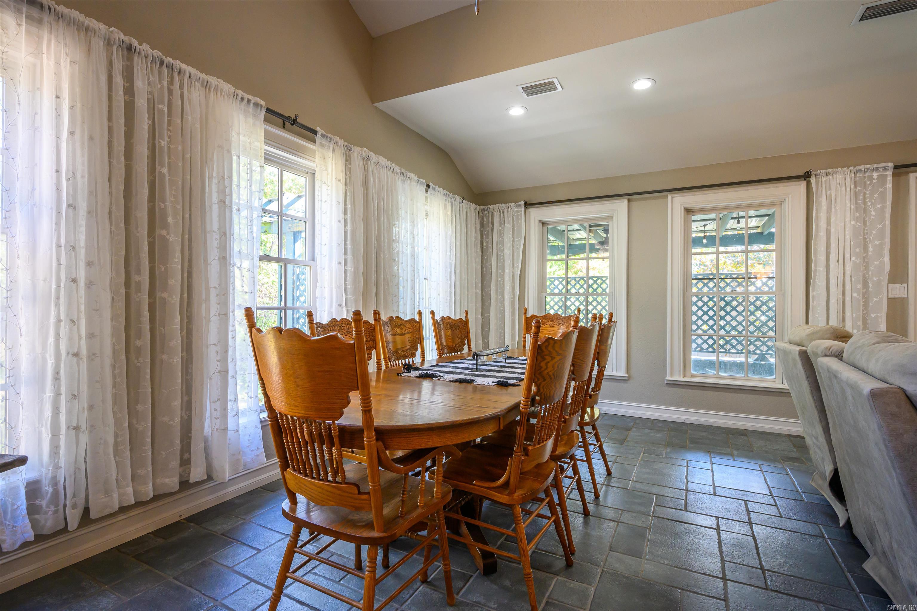 BRYANTS 2ND EAST - Residential