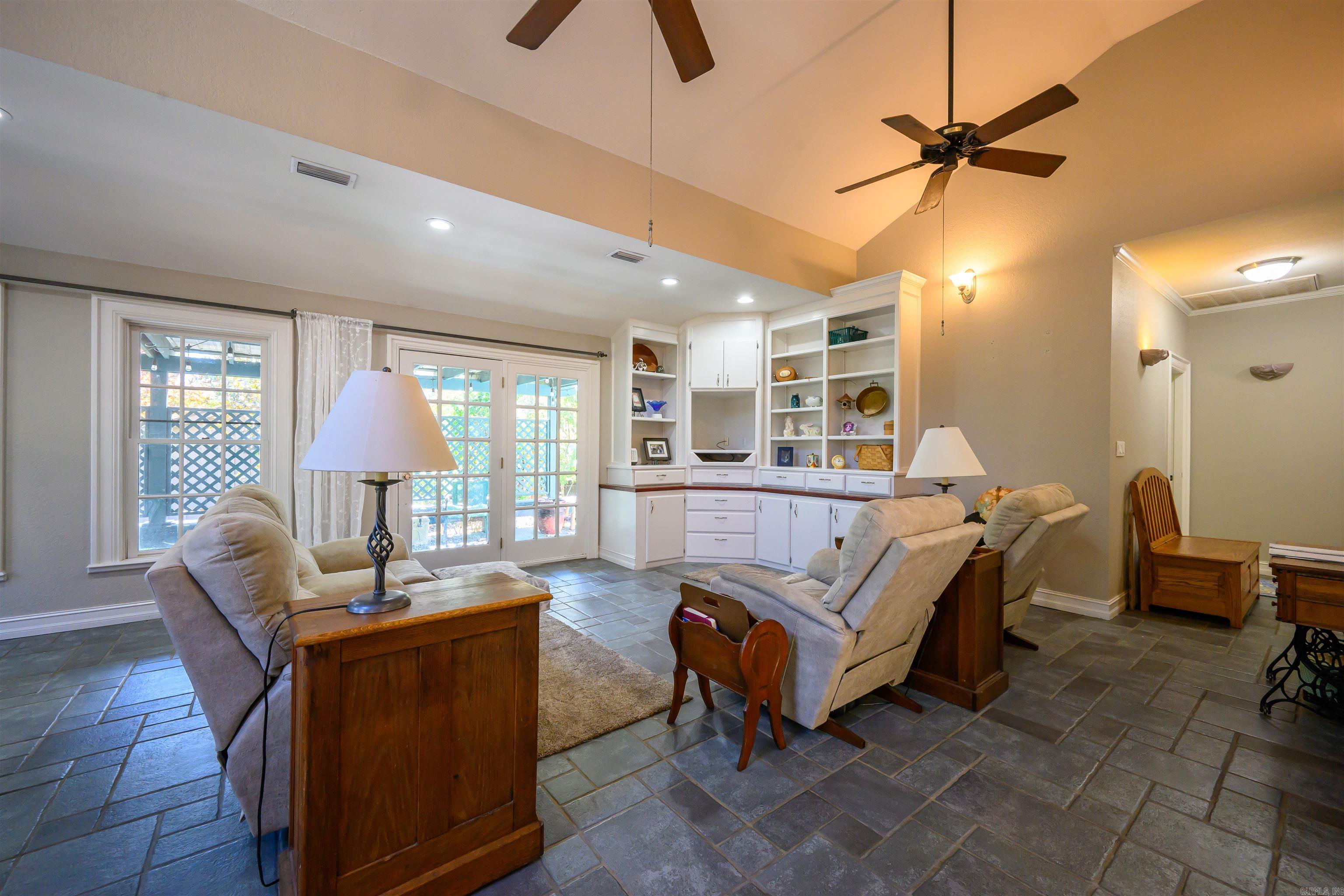 BRYANTS 2ND EAST - Residential