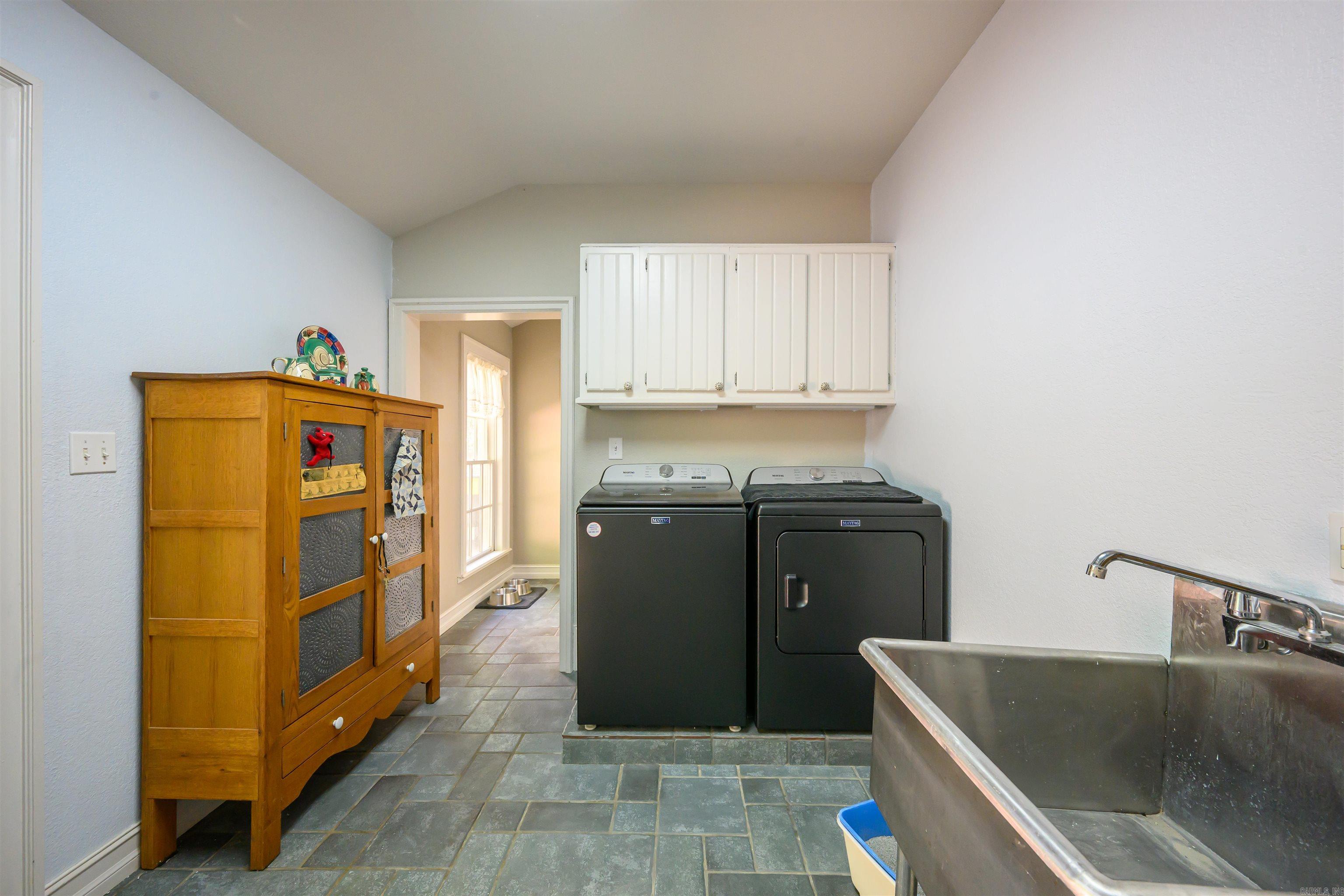 BRYANTS 2ND EAST - Residential