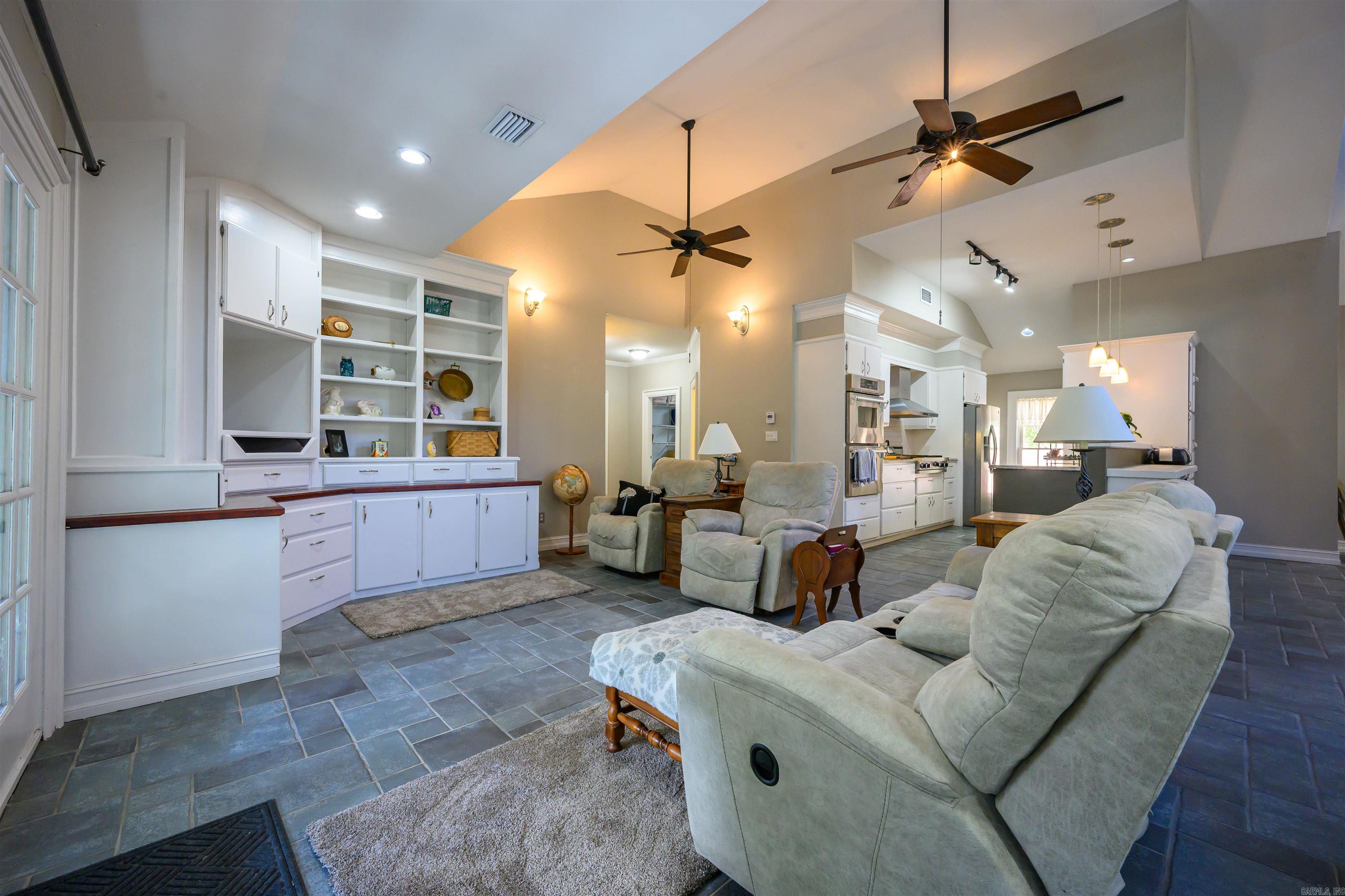 BRYANTS 2ND EAST - Residential