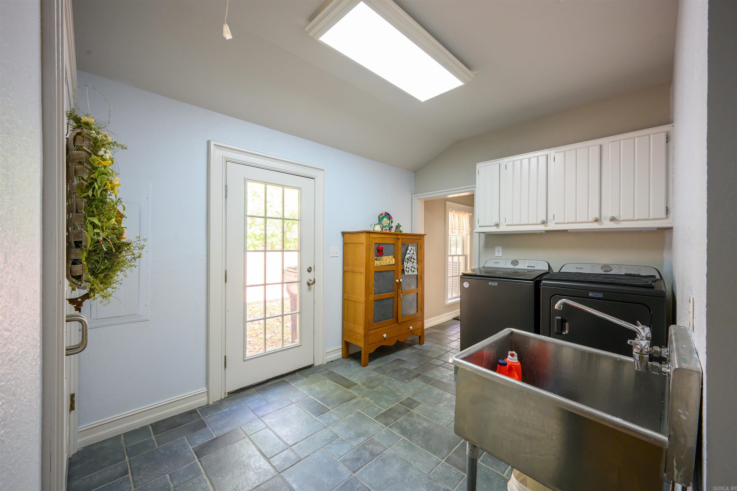 BRYANTS 2ND EAST - Residential