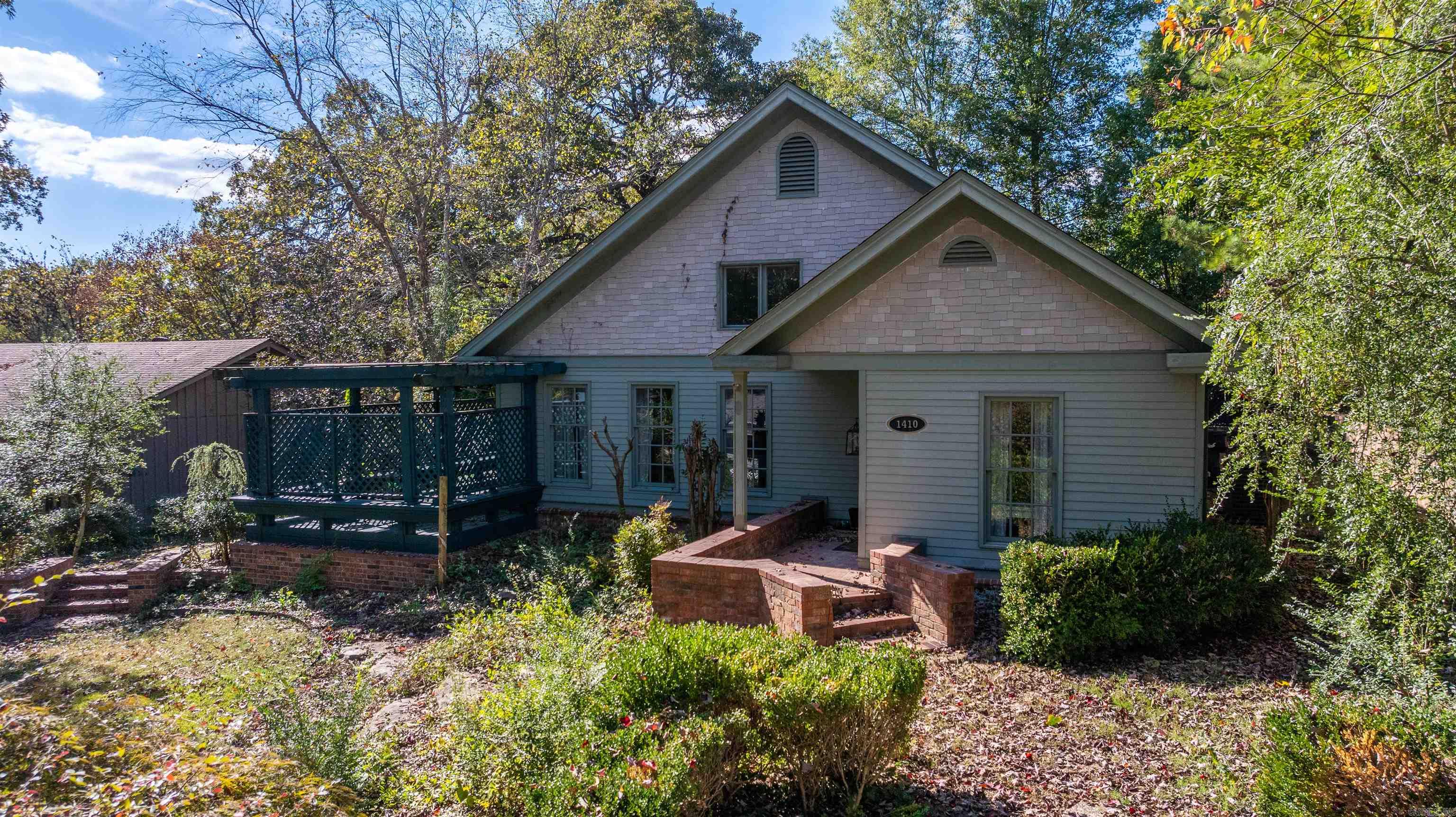 BRYANTS 2ND EAST - Residential