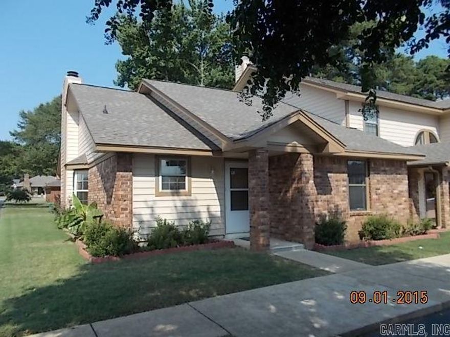 UCT before listed.  new paint, new hardwoods in living area, tile in kitchen and wet areas.