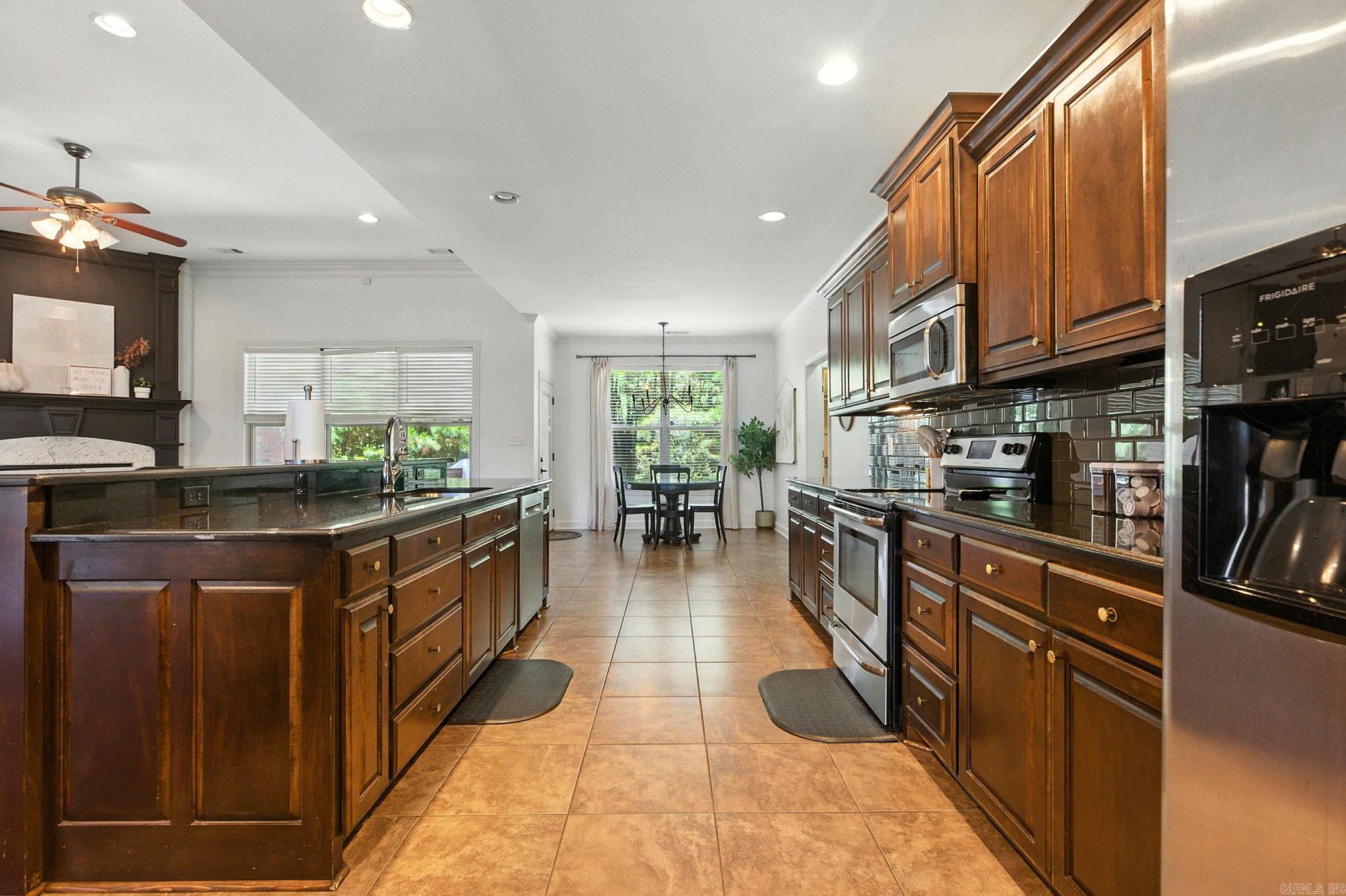 STONEHILL - Residential