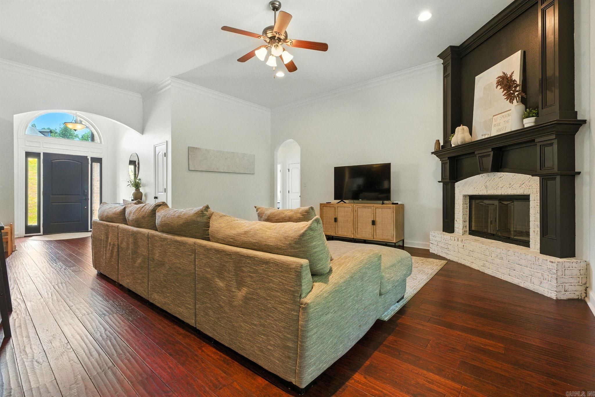STONEHILL - Residential