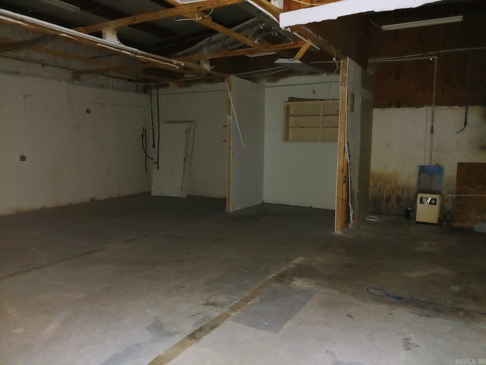 Metes & Bounds - Commercial Sale